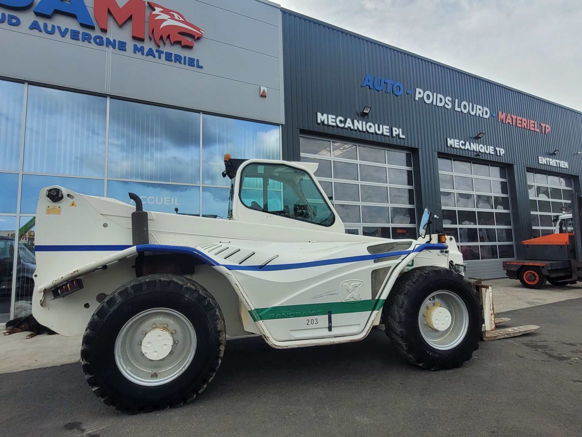 Chariot télescopique Merlo P65.14 HM