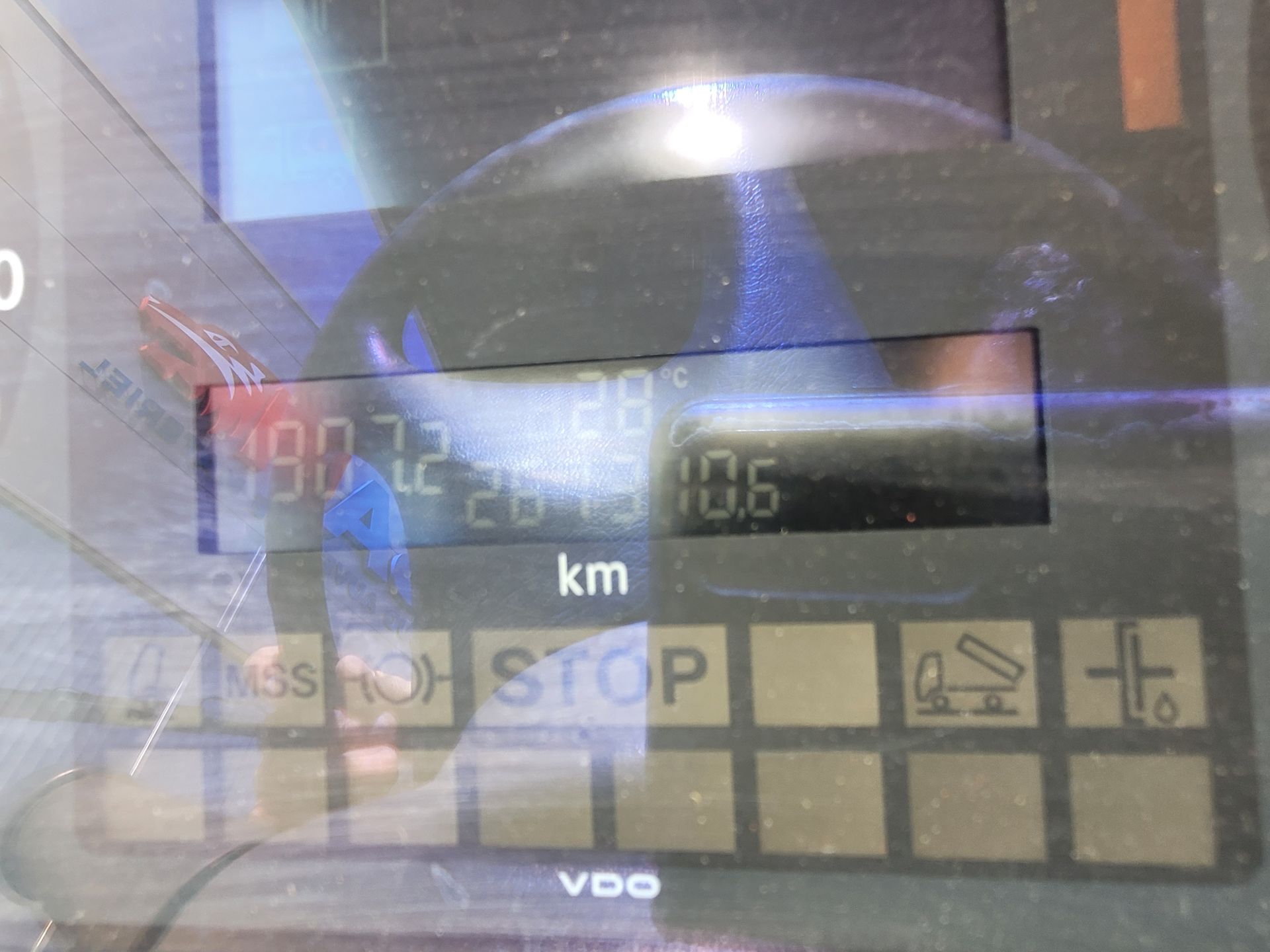 Mercedes-Benz 1828 4x2