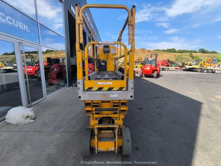 JLG 2030 ES