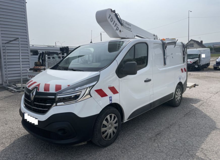 Nacelle France Elevateur 10,0m sur Renault TRAFIC