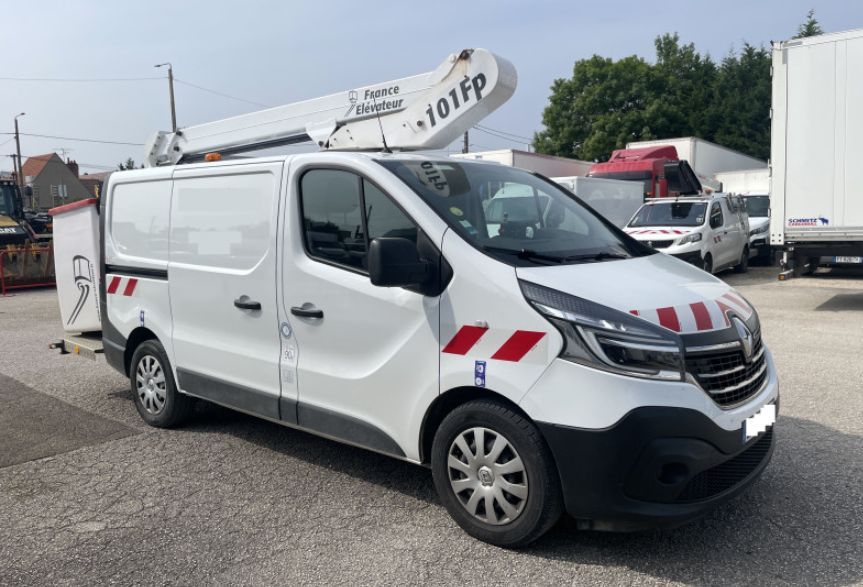 Nacelle France Elevateur 10,0m sur Renault TRAFIC