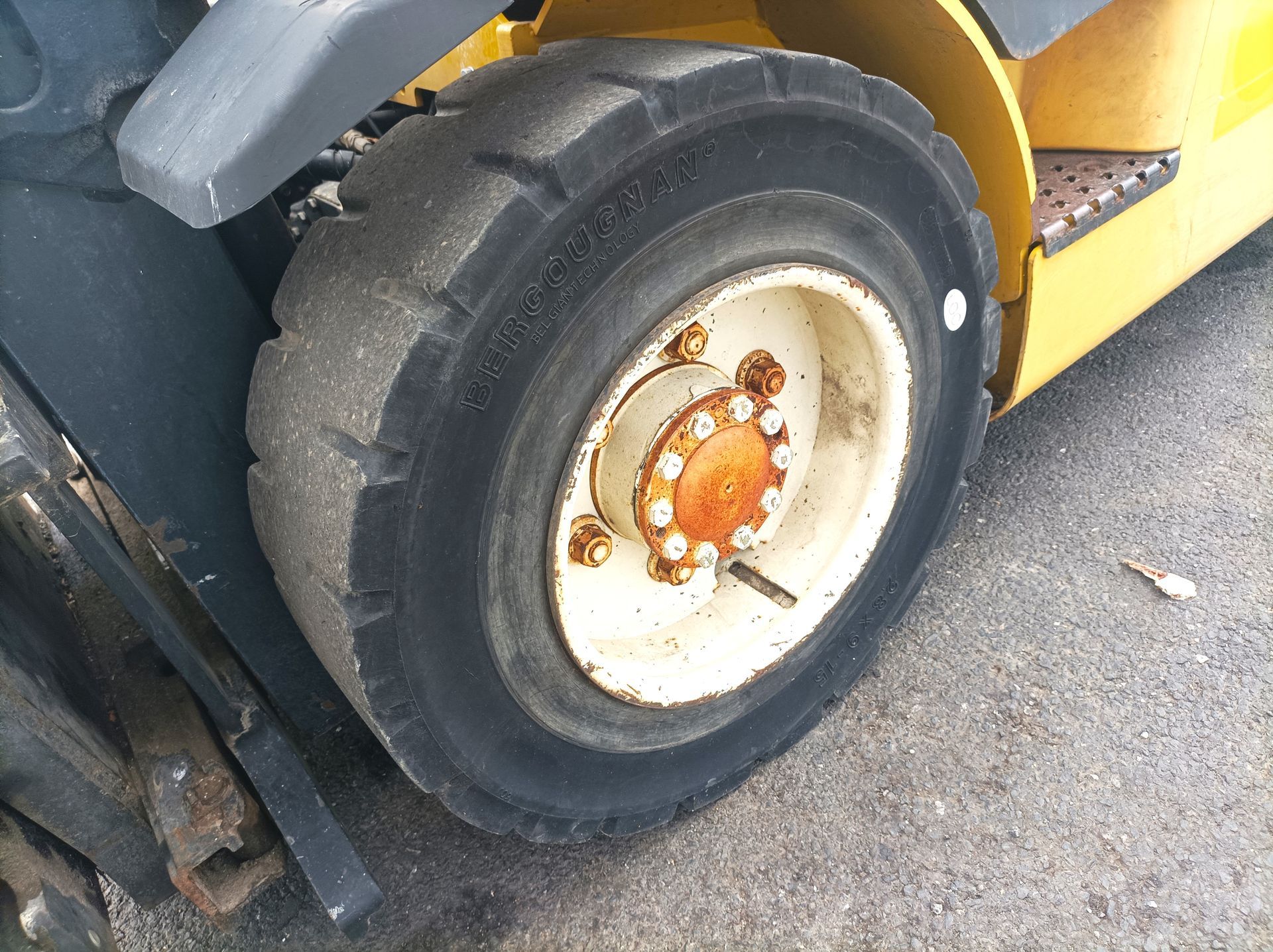 Chariot Yale GDP30VX