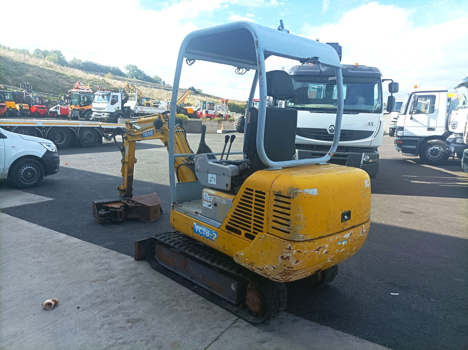 Mini pelle Yuchai YC18-2