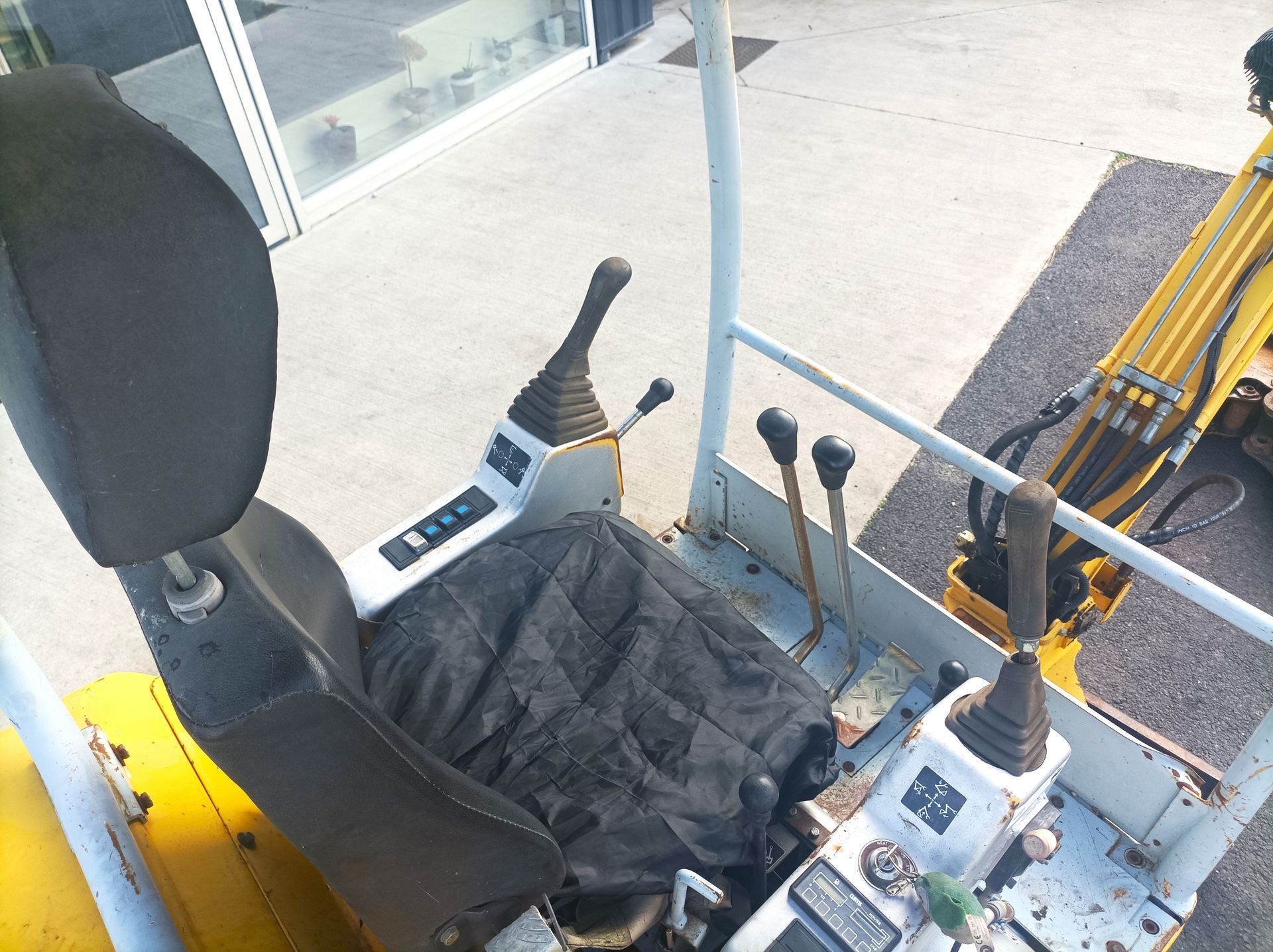 Mini pelle Yuchai YC18-2