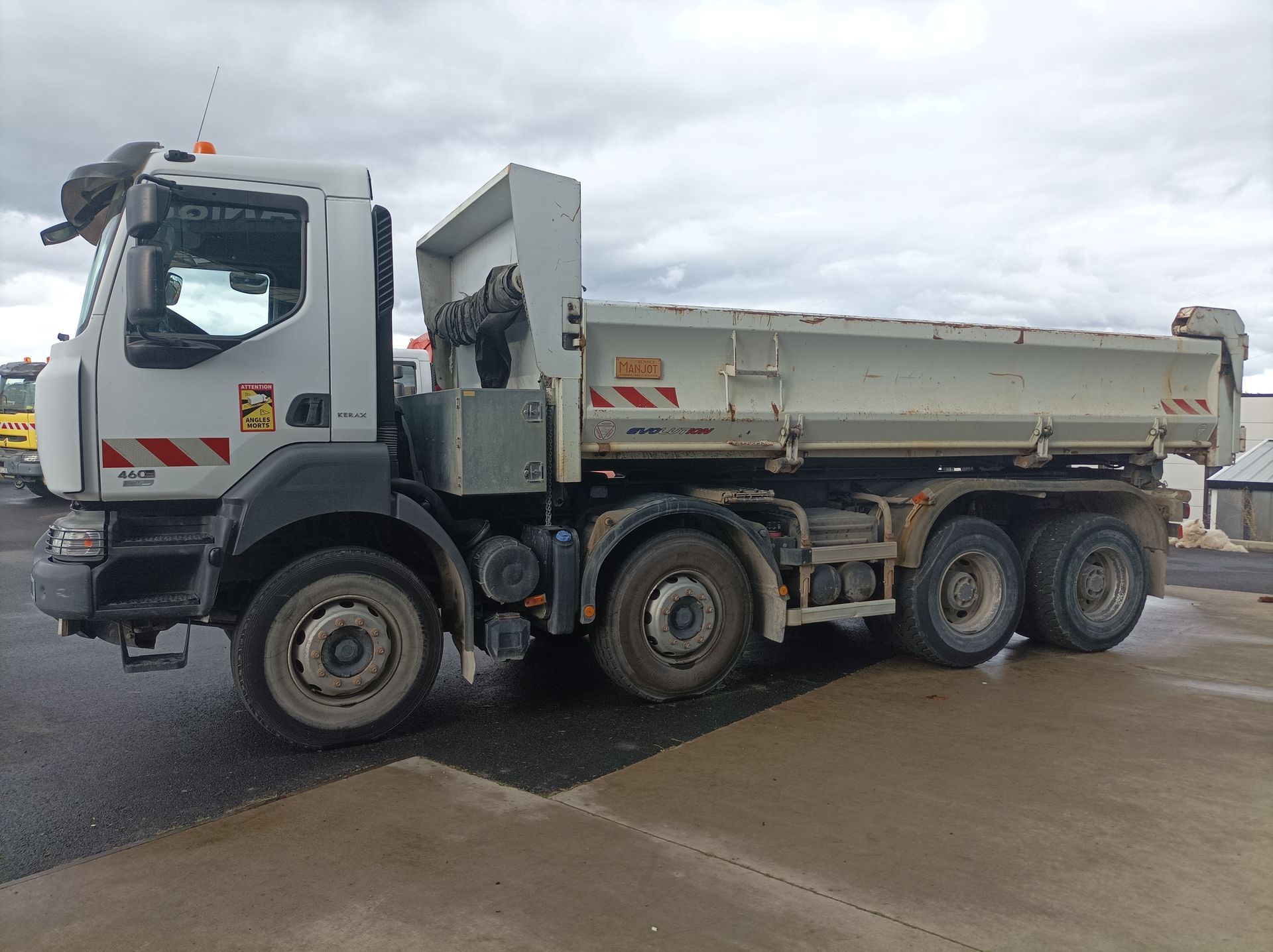Renault Kerax 460 Bi Benne