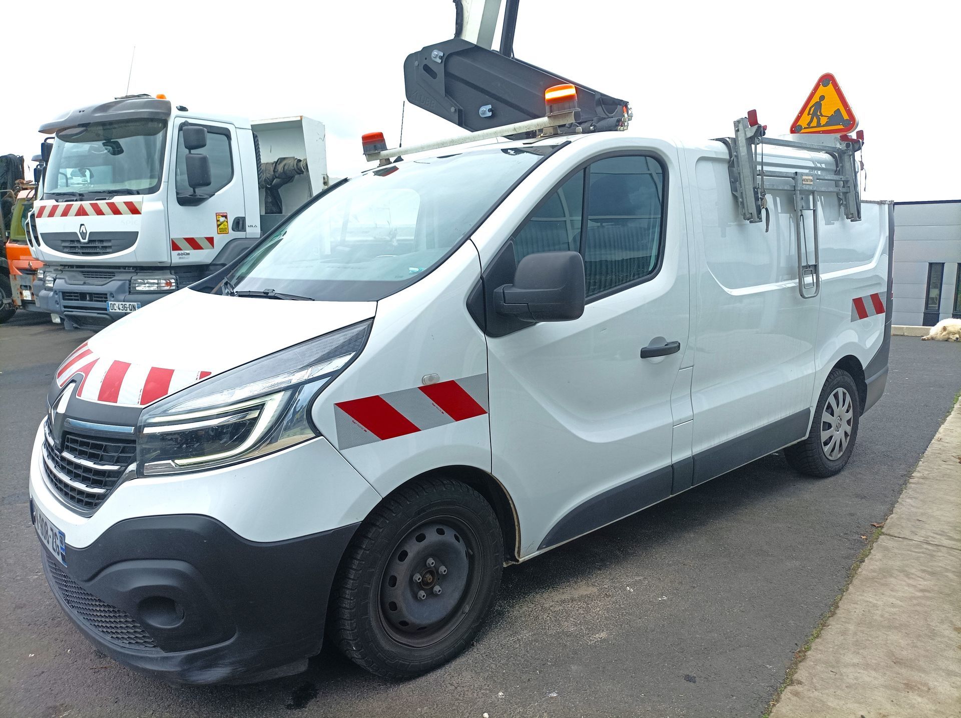 Nacelle KLUBB 10,5m sur Renault Trafic