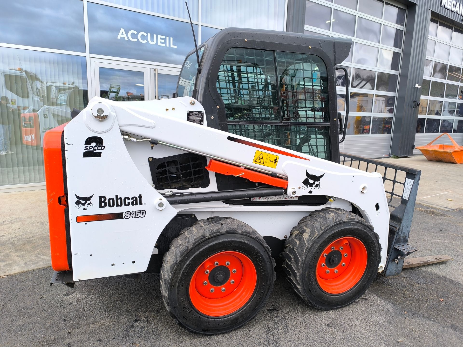 Bobcat S450