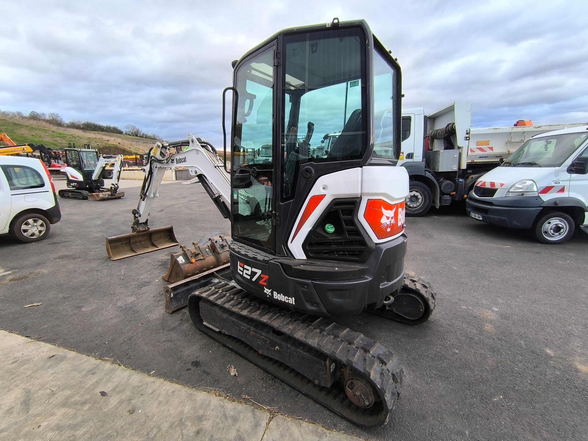 Mini pelle Bobcat E27Z