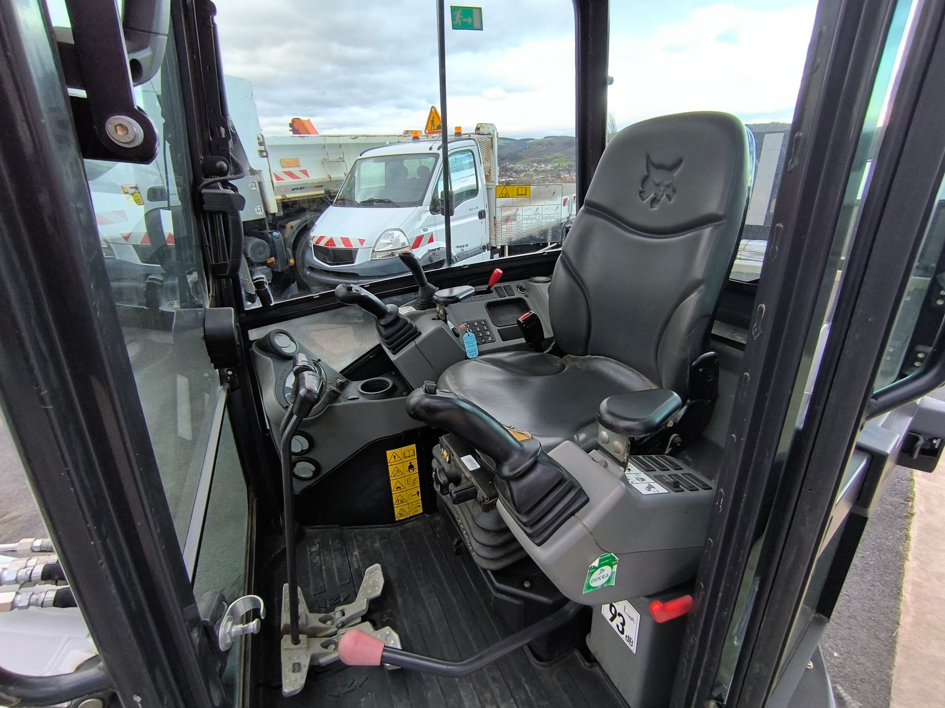 Mini pelle Bobcat E27Z