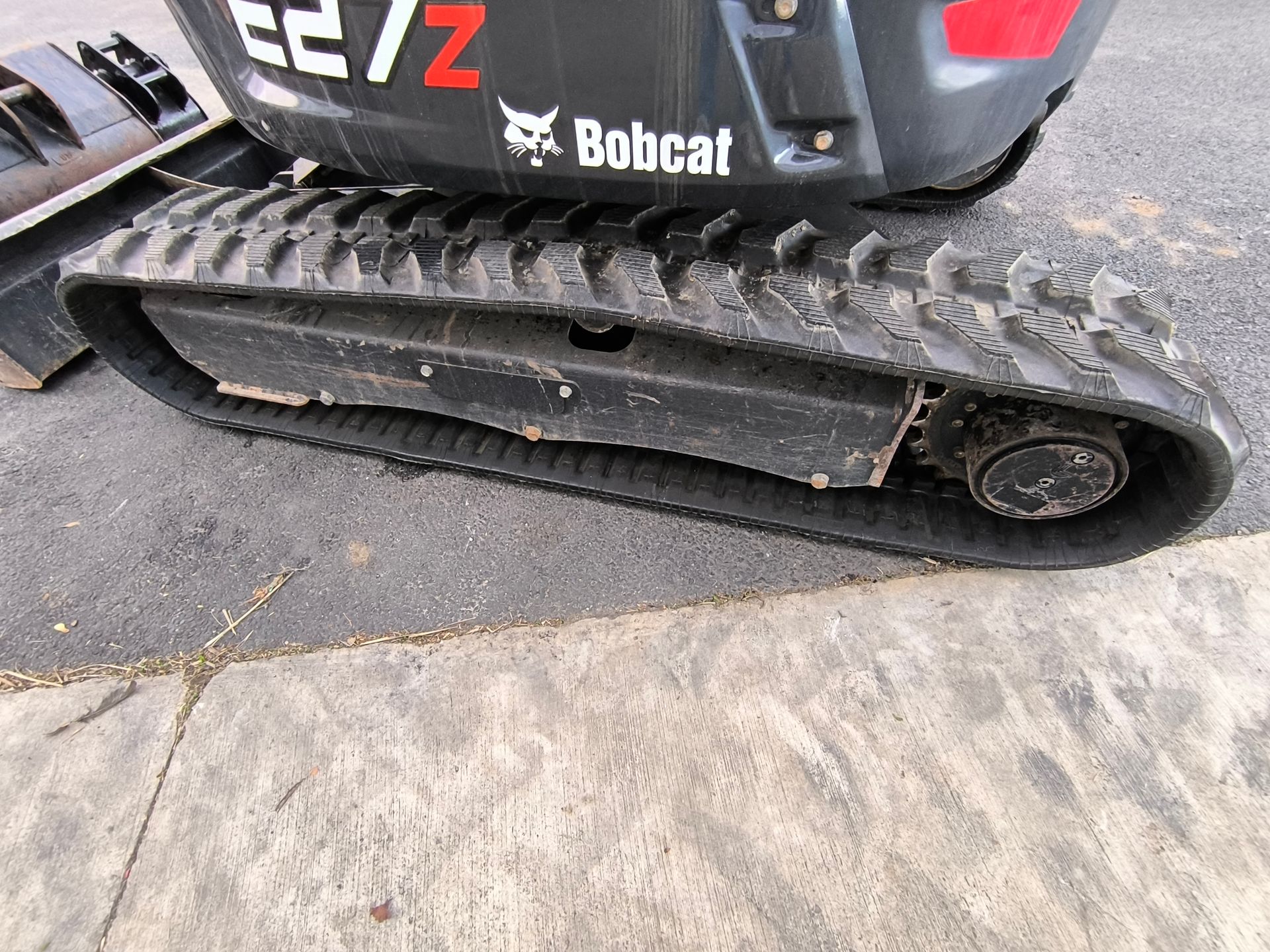 Mini pelle Bobcat E27Z