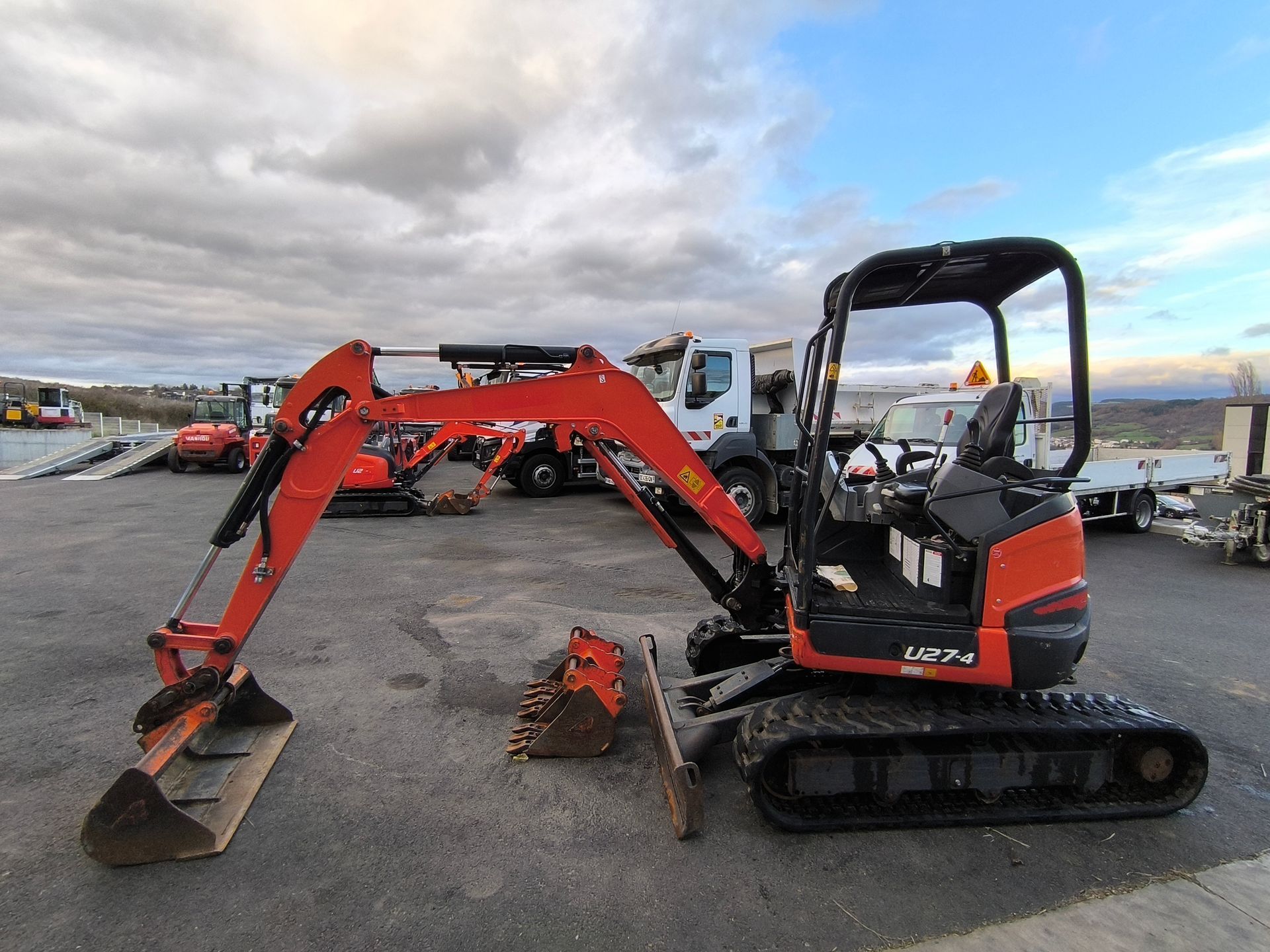 Mini pelle Kubota U27-4