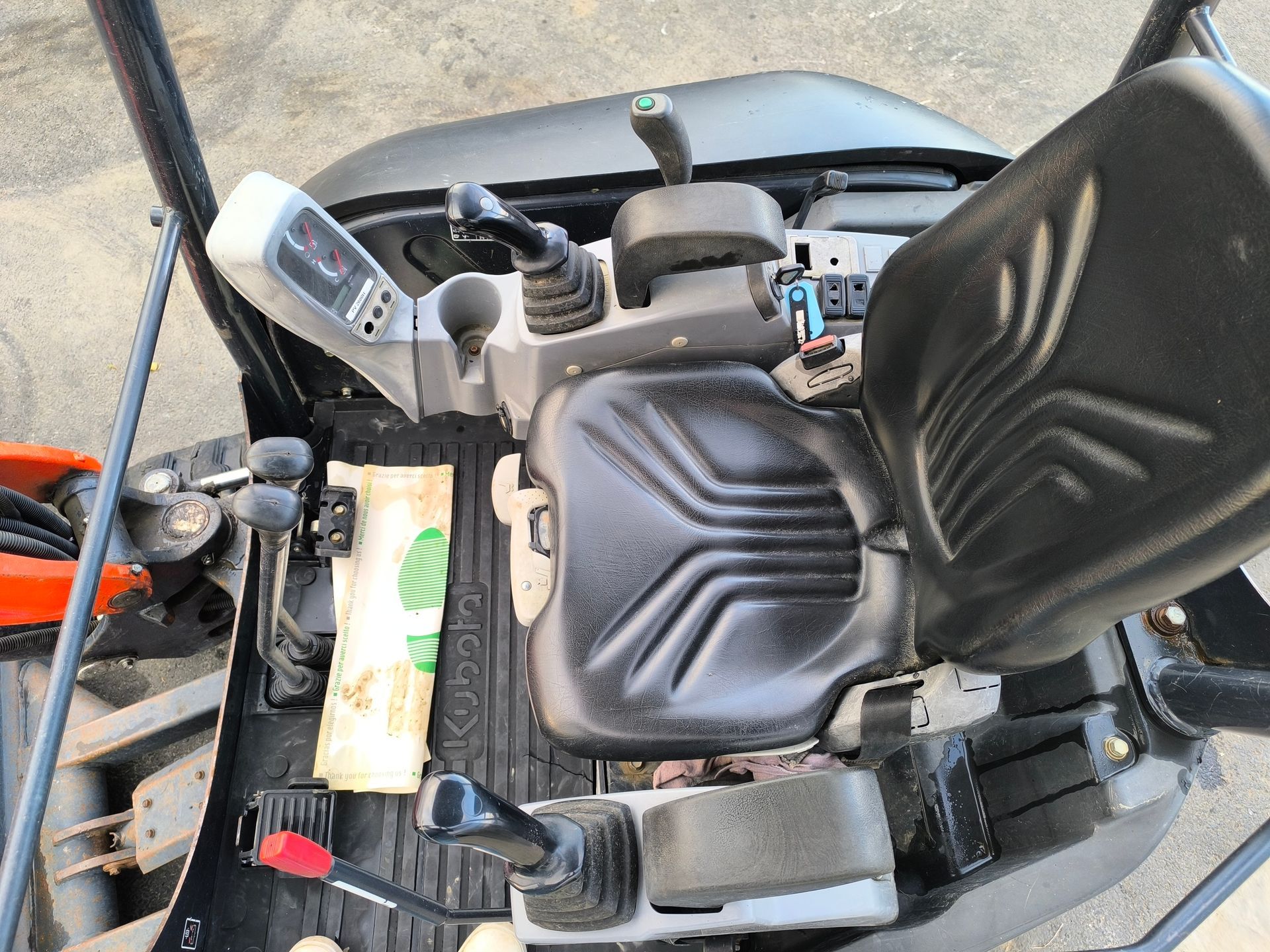 Mini pelle Kubota U27-4