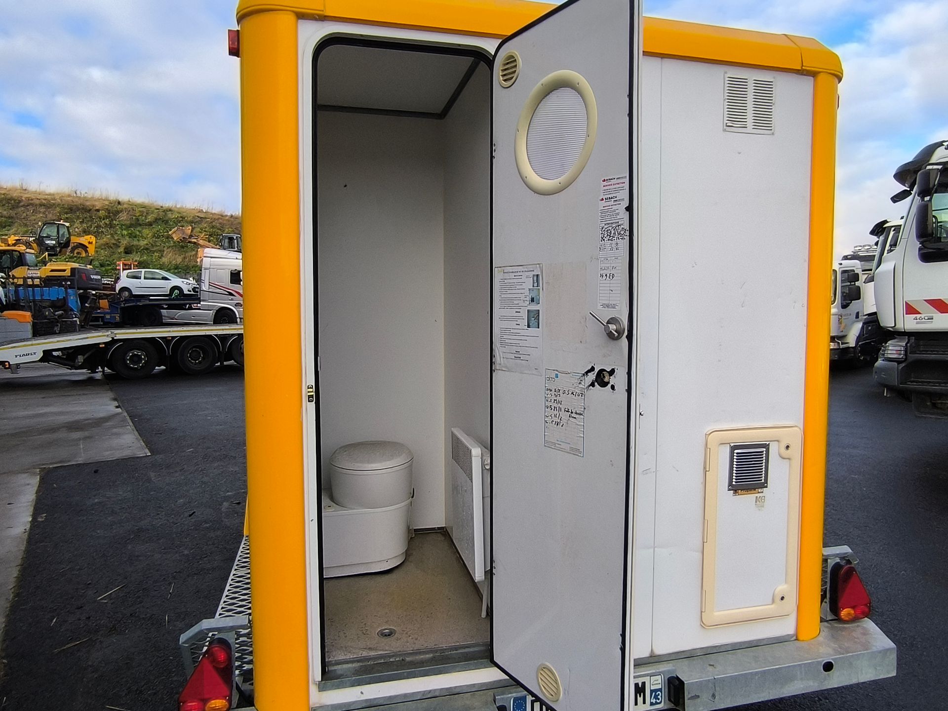 Abris de chantier 1 Essieu PTAC 1.3 Tonnes