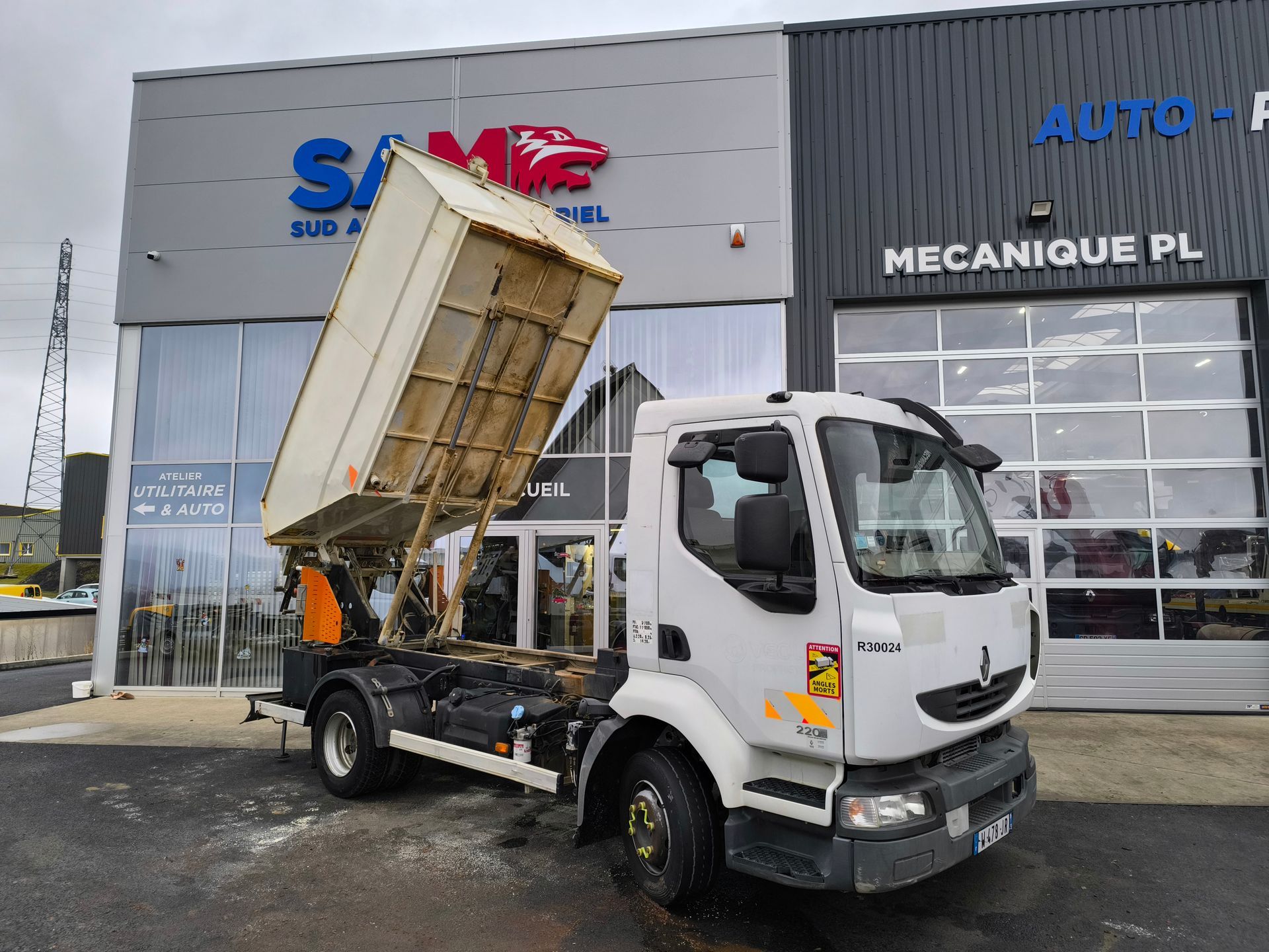 Renault Midlum 220DXI