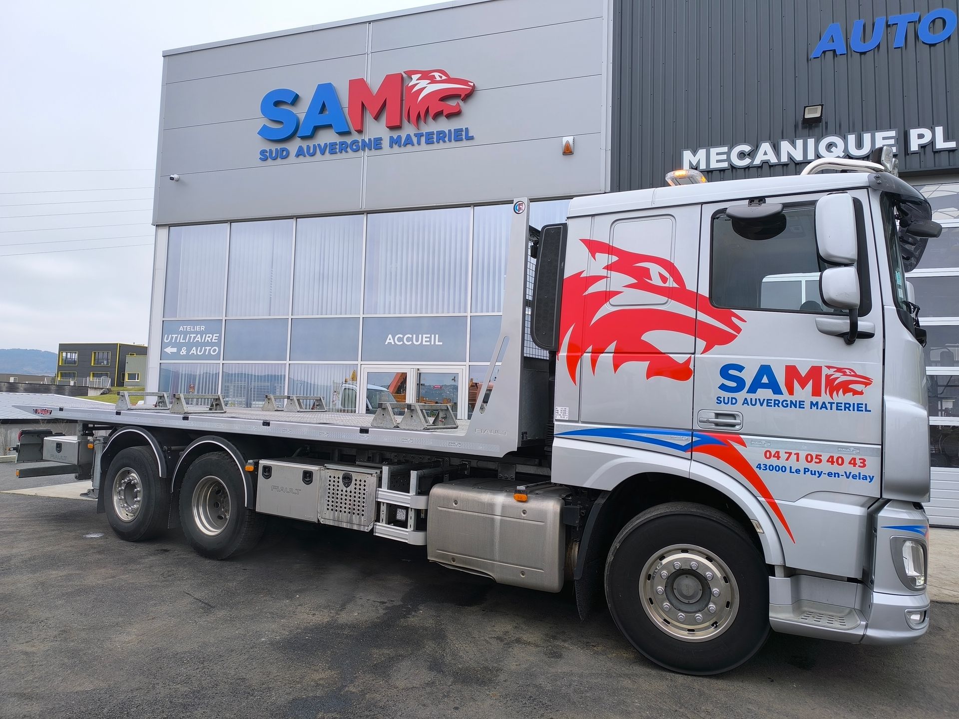 Daf XF 510 plateau Fiault