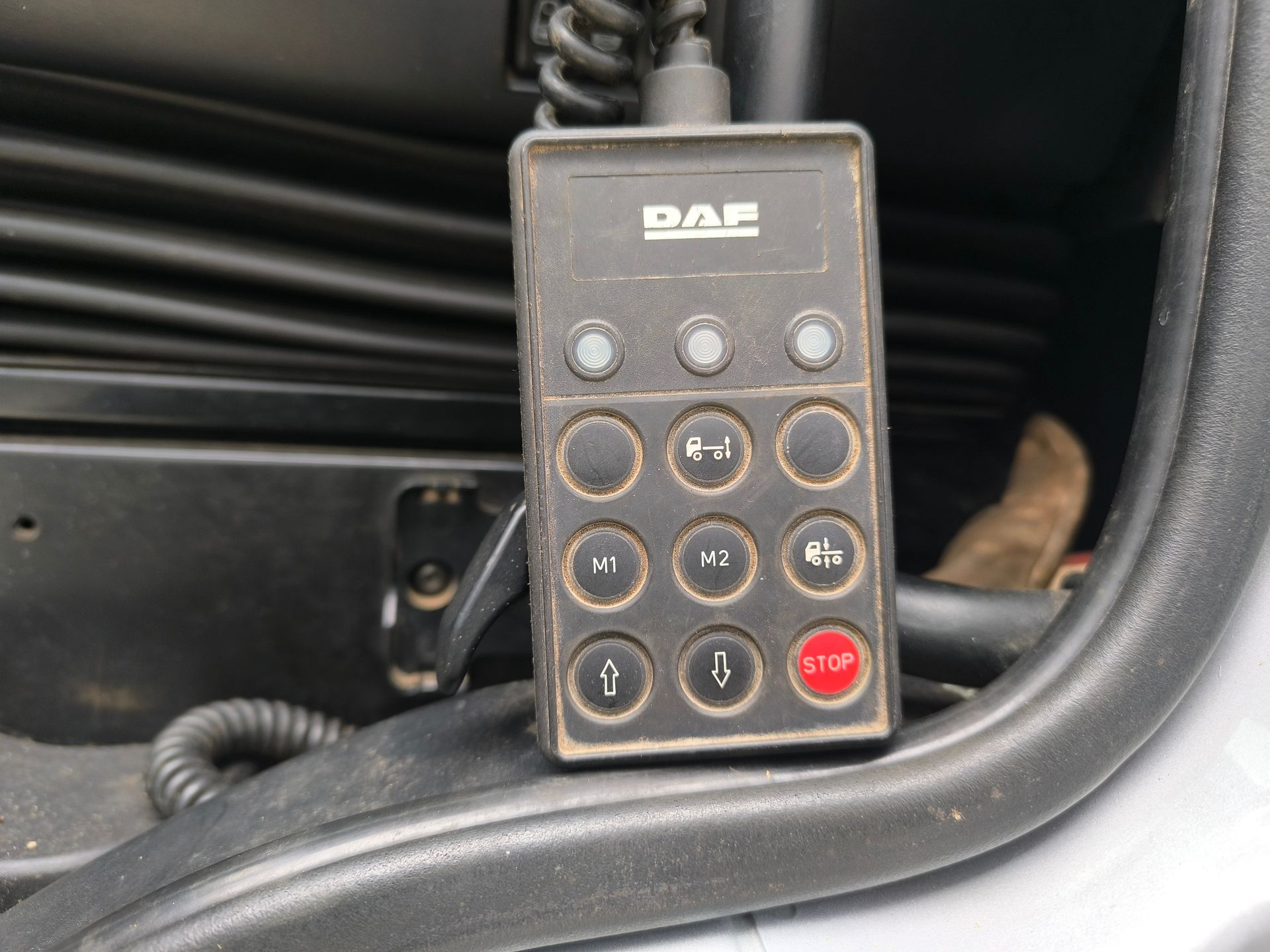 Daf XF 510 plateau Fiault