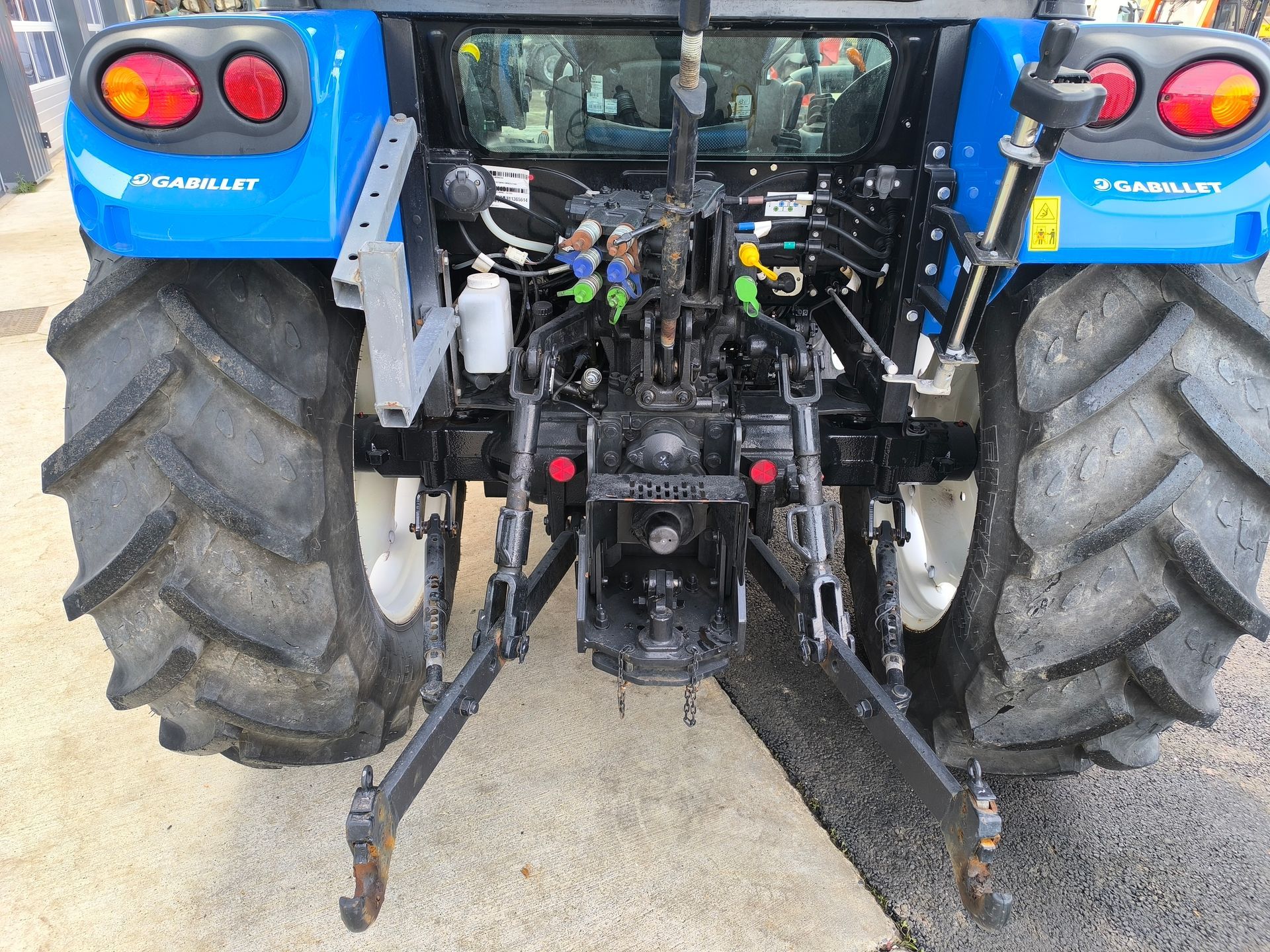 New Holland T4.75 S