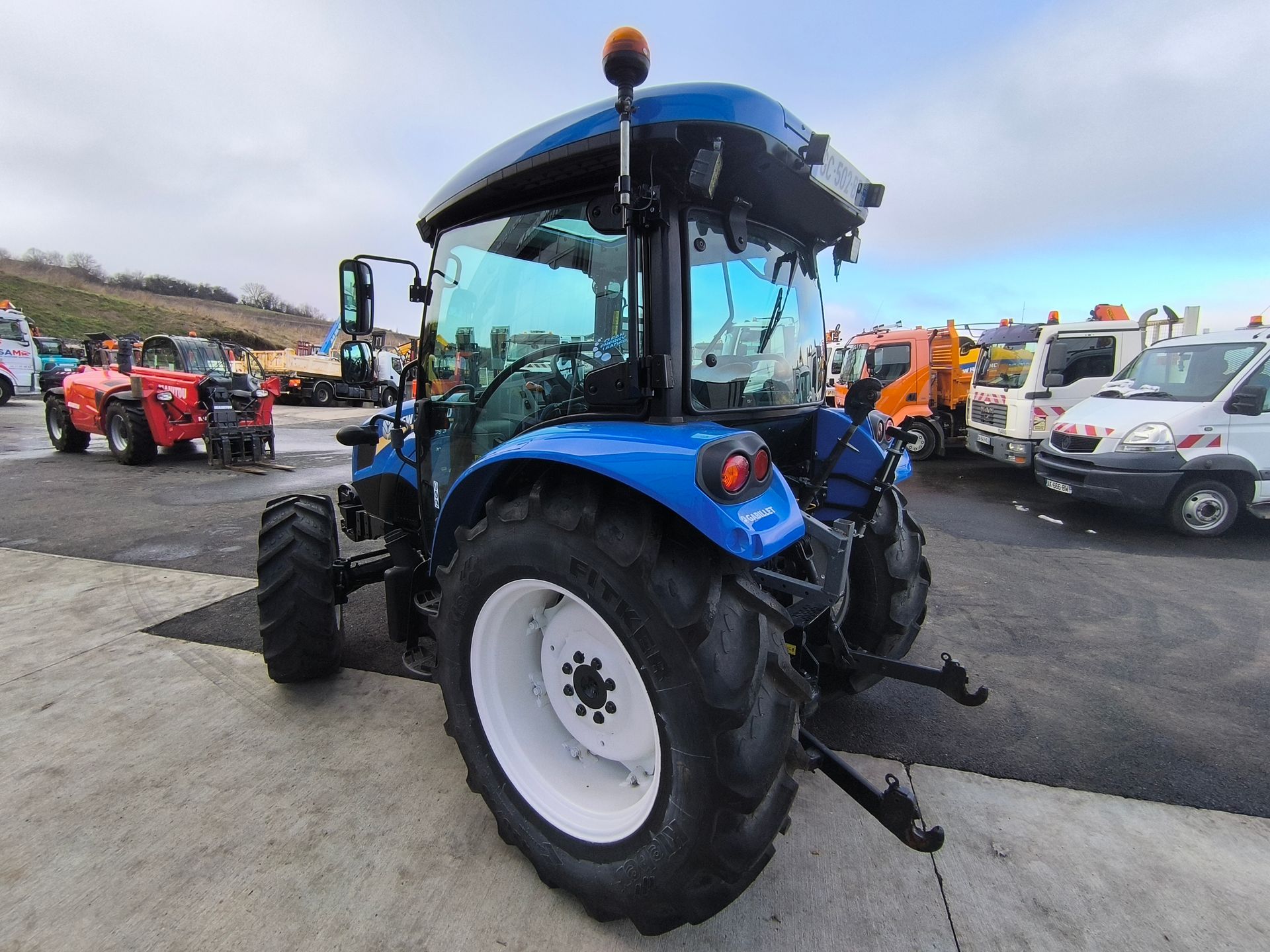 New Holland T4.75 S