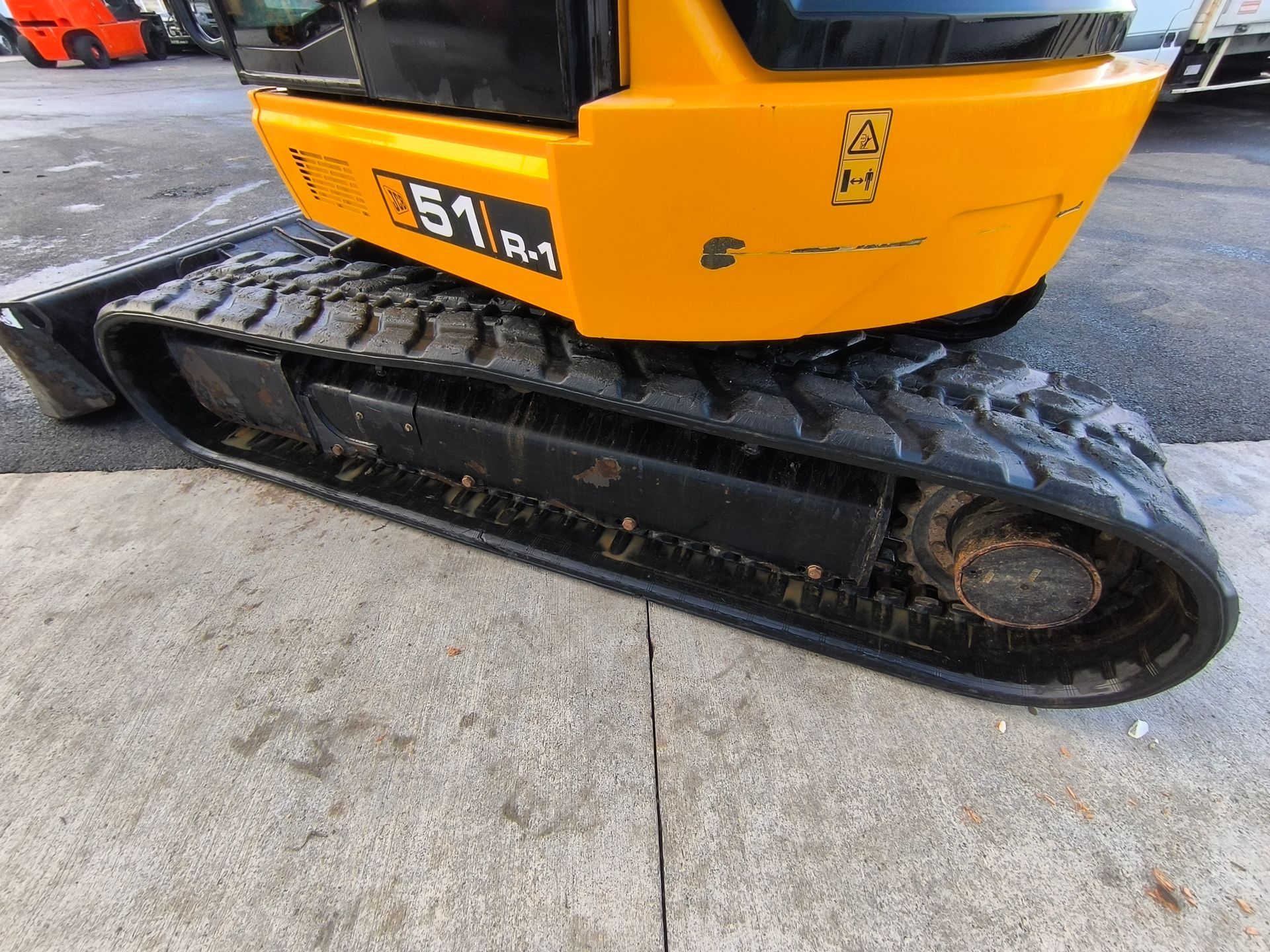JCB 51R-1