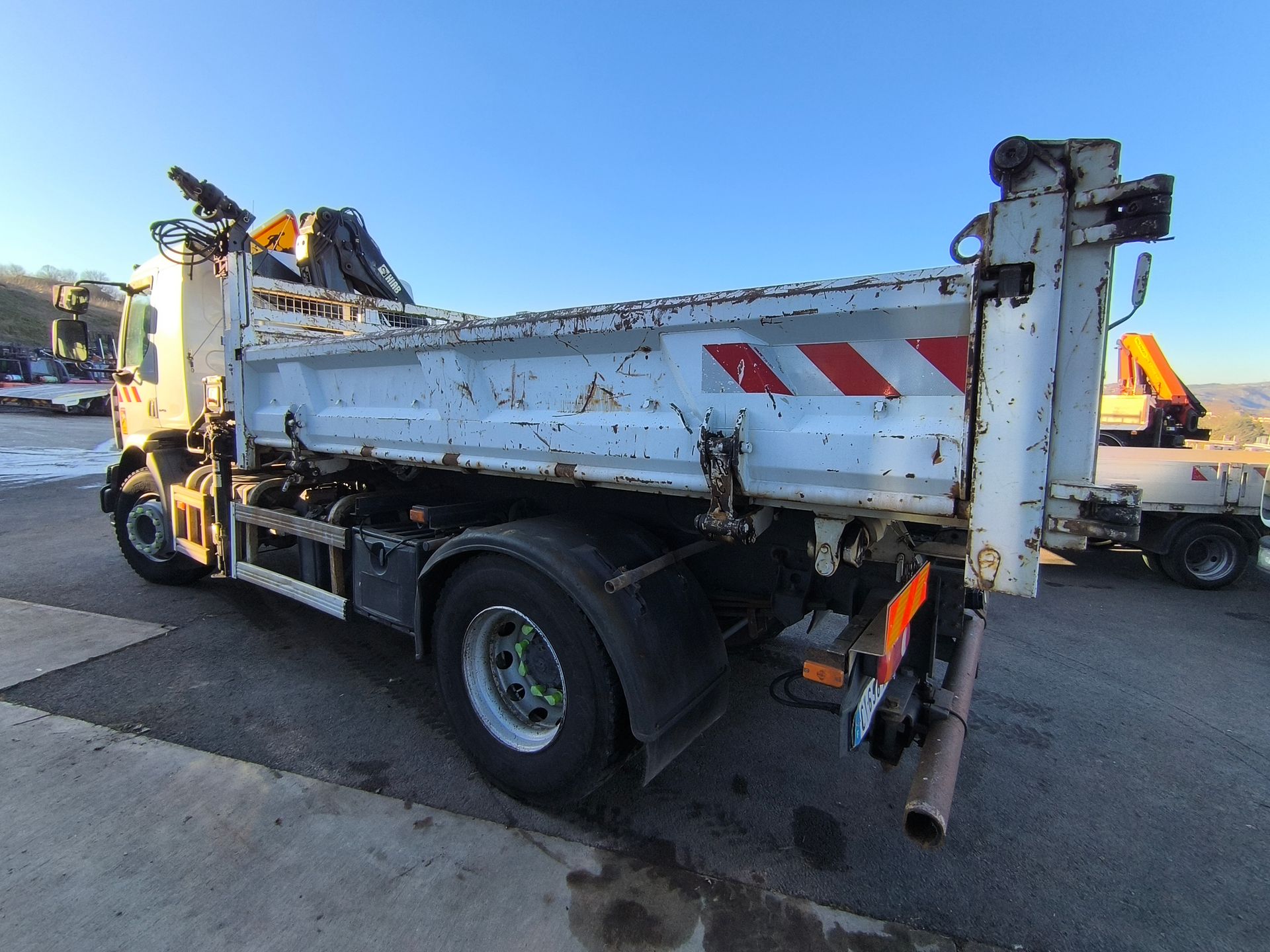 Camion Renault Midlum 220 grue HIAB