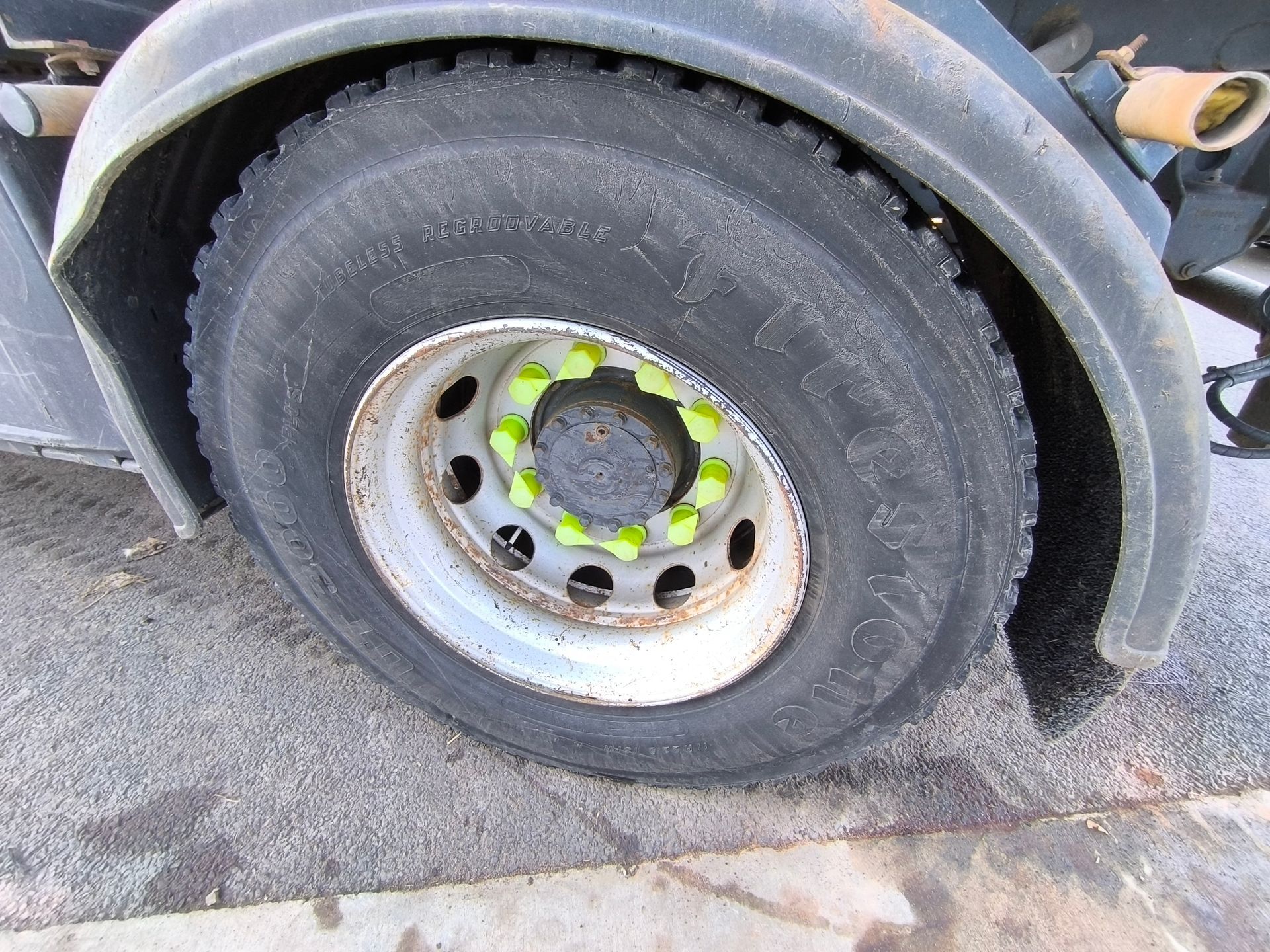 Camion Renault Midlum 220 grue HIAB