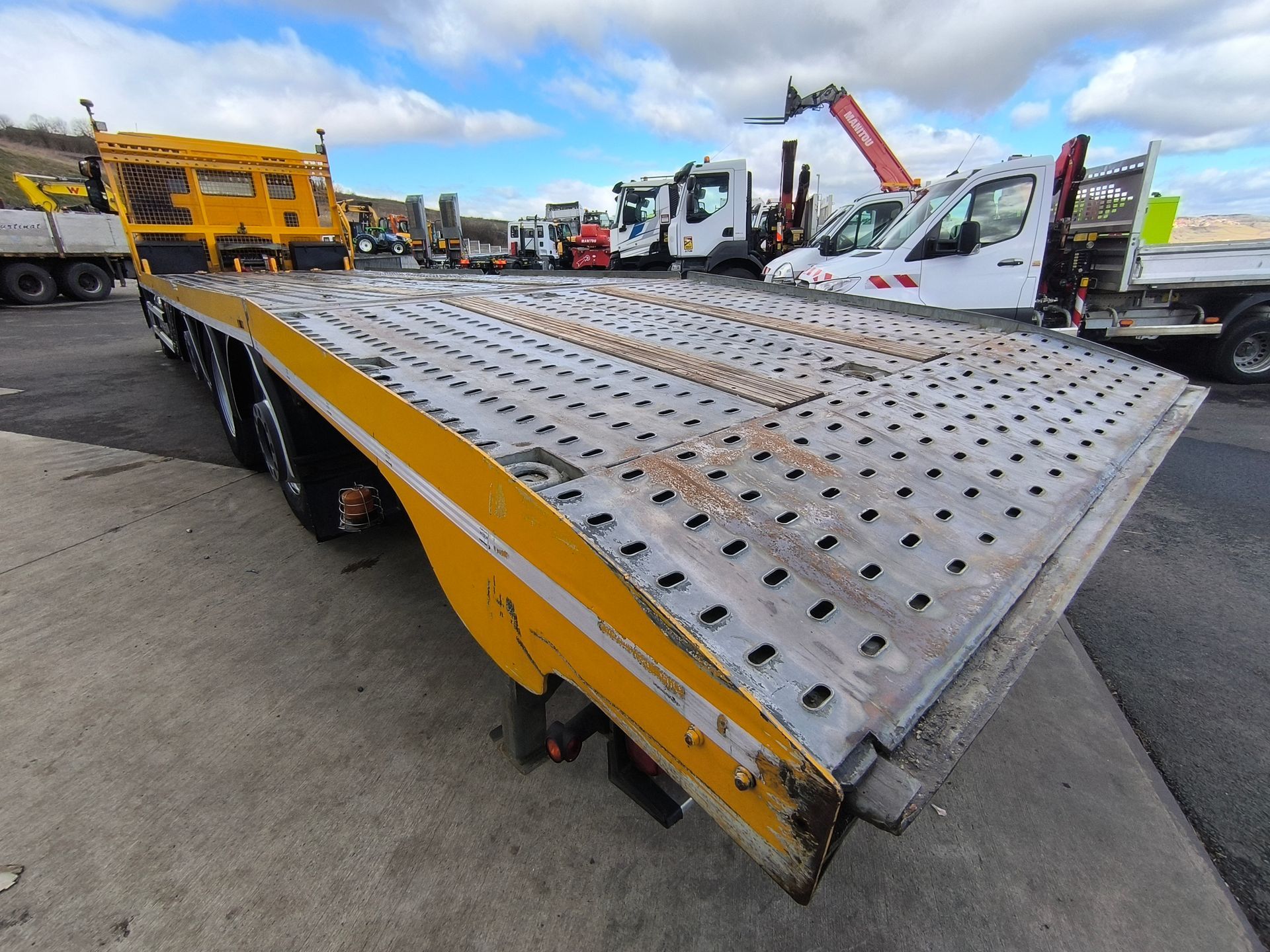 Iveco Stralis 420 Porte Engins