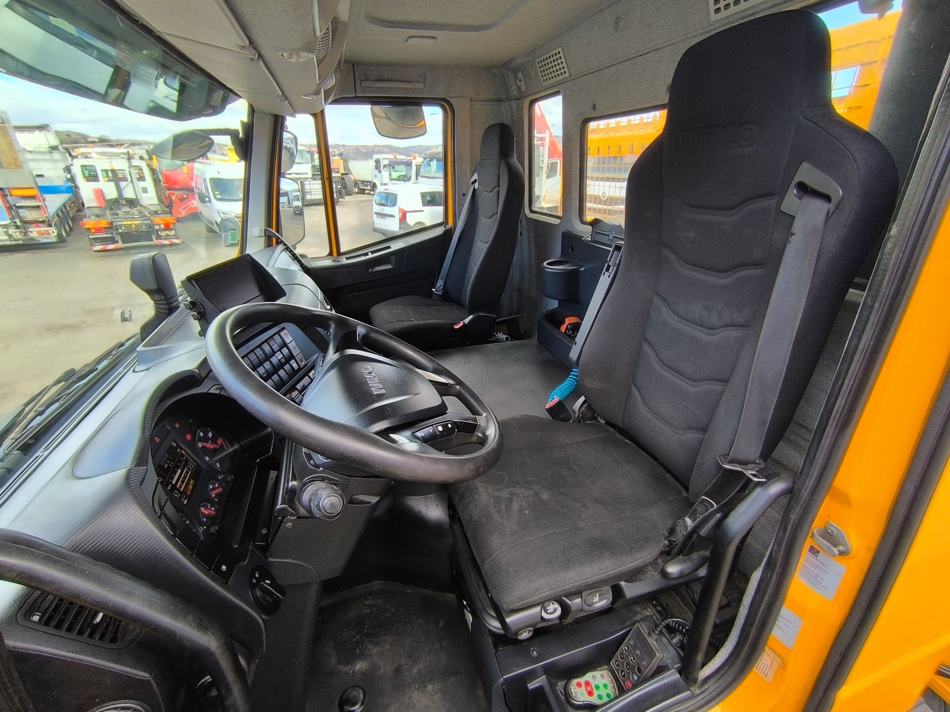 Iveco Stralis 420 Porte Engins