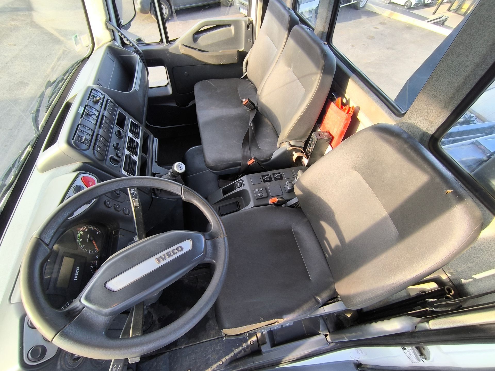 Iveco Ampliroll Eurocargo 160E22