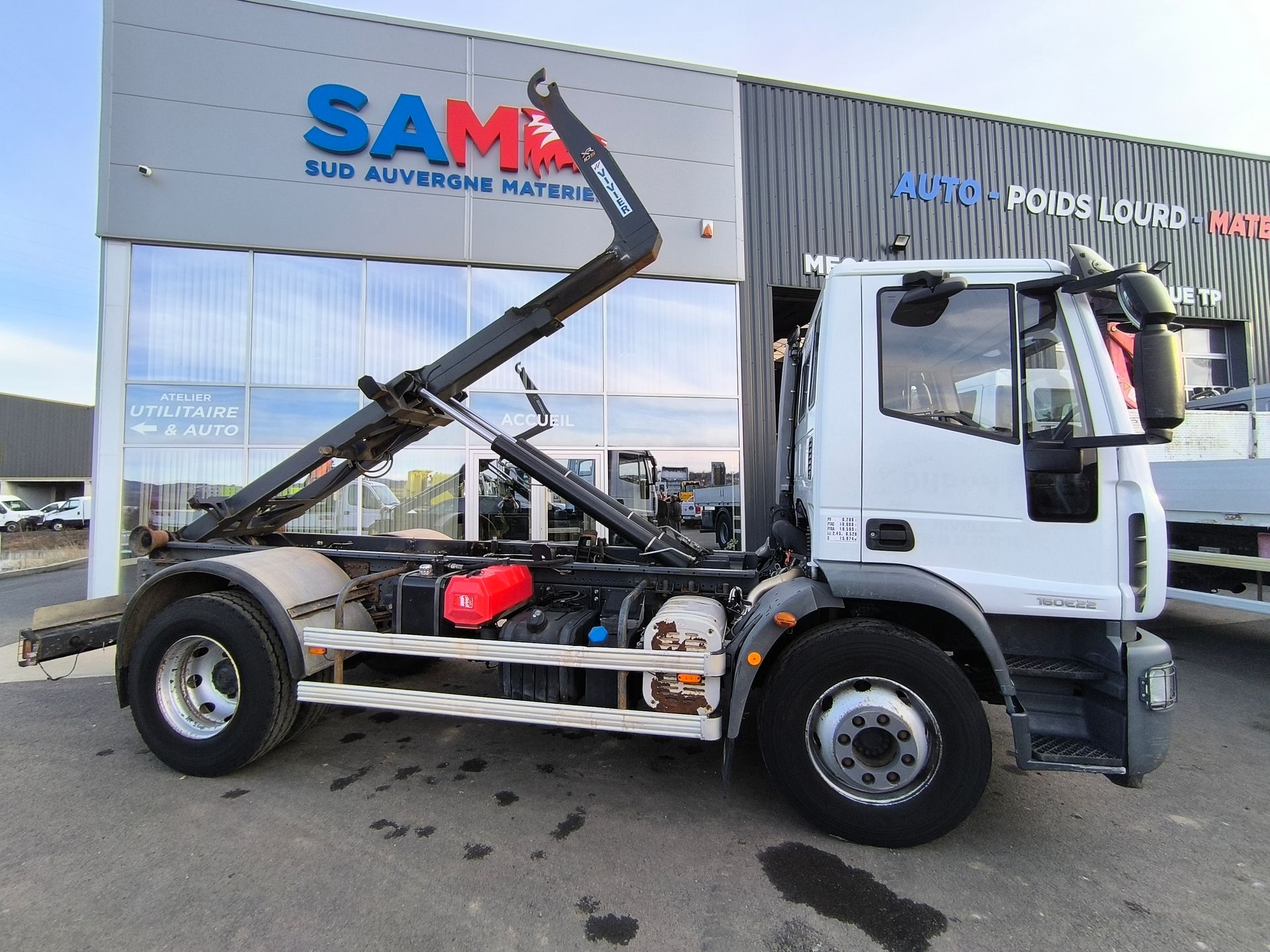 Iveco Ampliroll Eurocargo 160E22