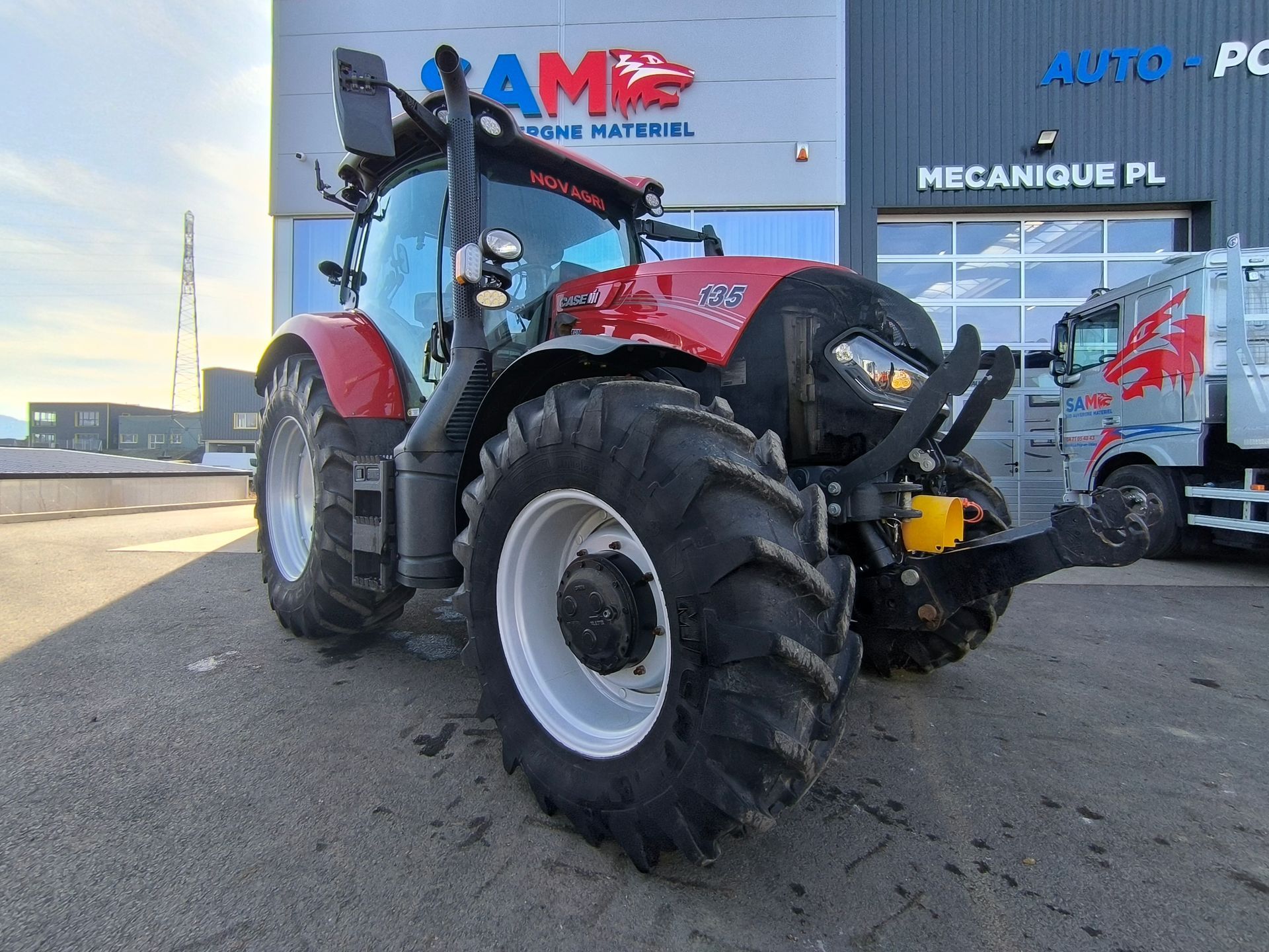 Case IH MAXXUM 135