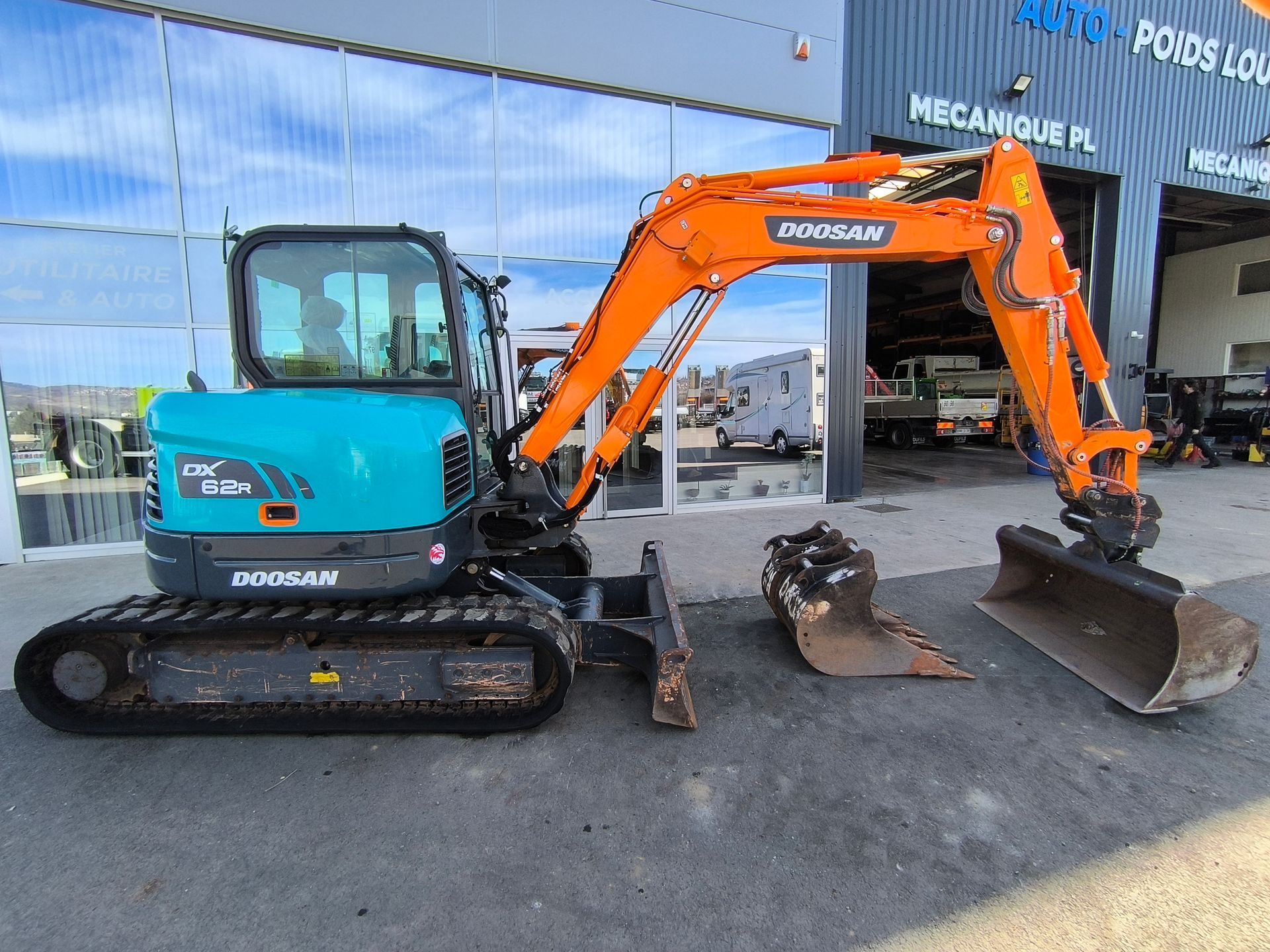 Pelle Doosan DX62R-3