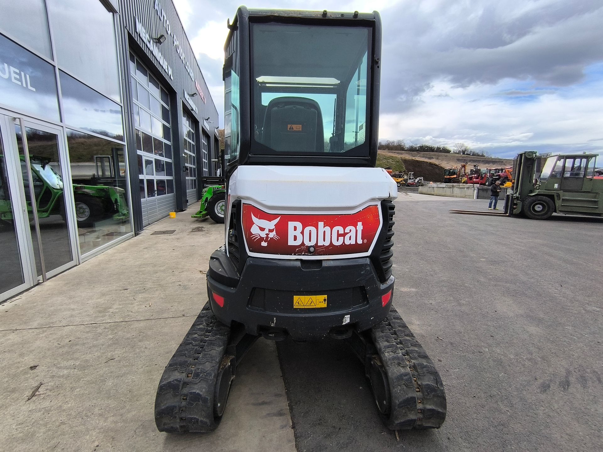 Bobcat E27Z