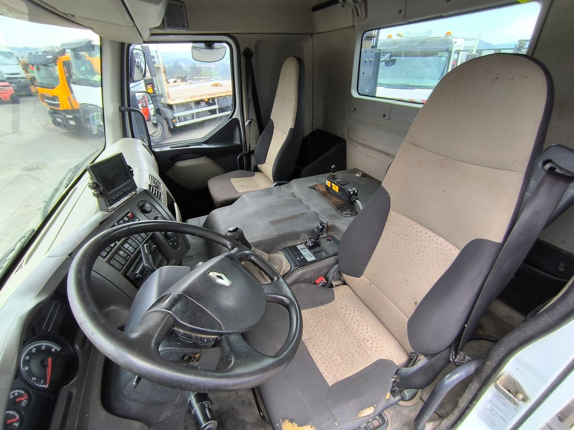 Renault Ampliroll Premium Lander 370 DXI