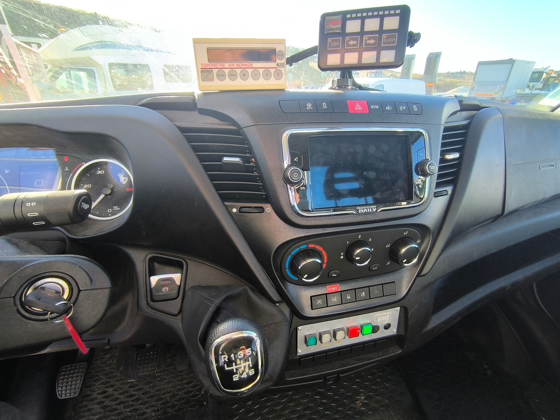 Iveco Daily 35S14H avec Nacelle 141 TLE