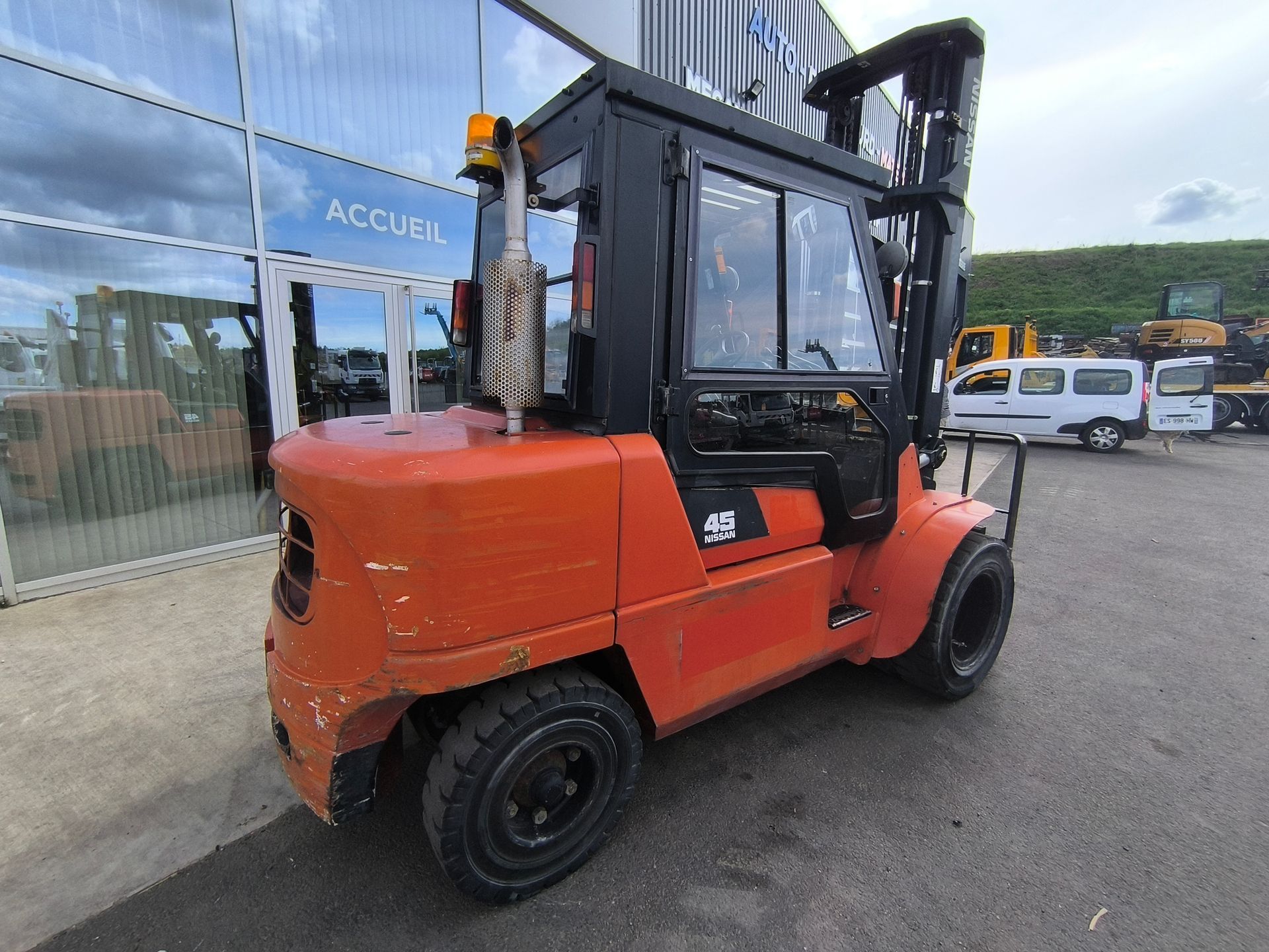 Chariot élévateur Nissan 4.5 T