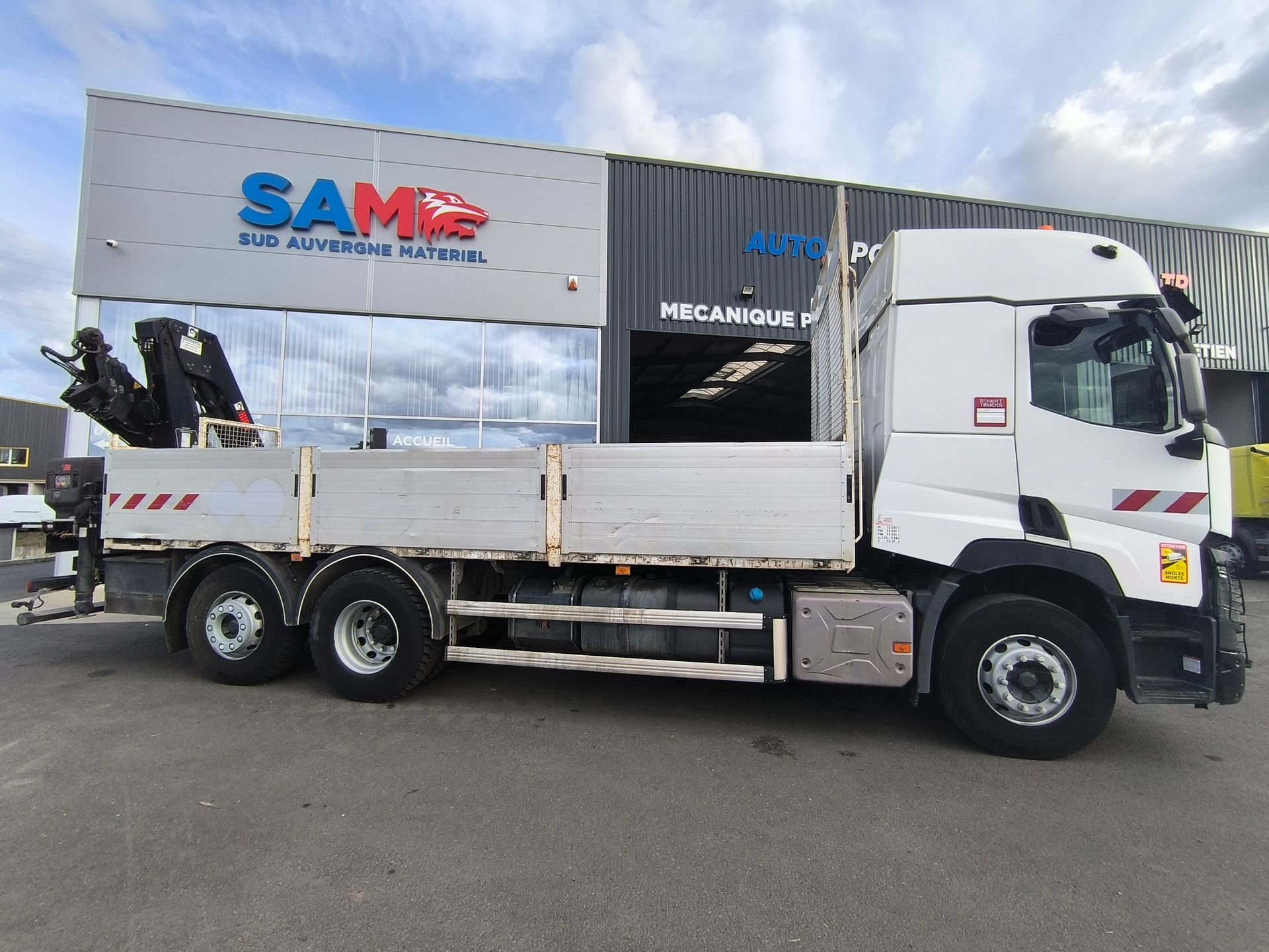 Renault C 430 P Grue Hiab 10m