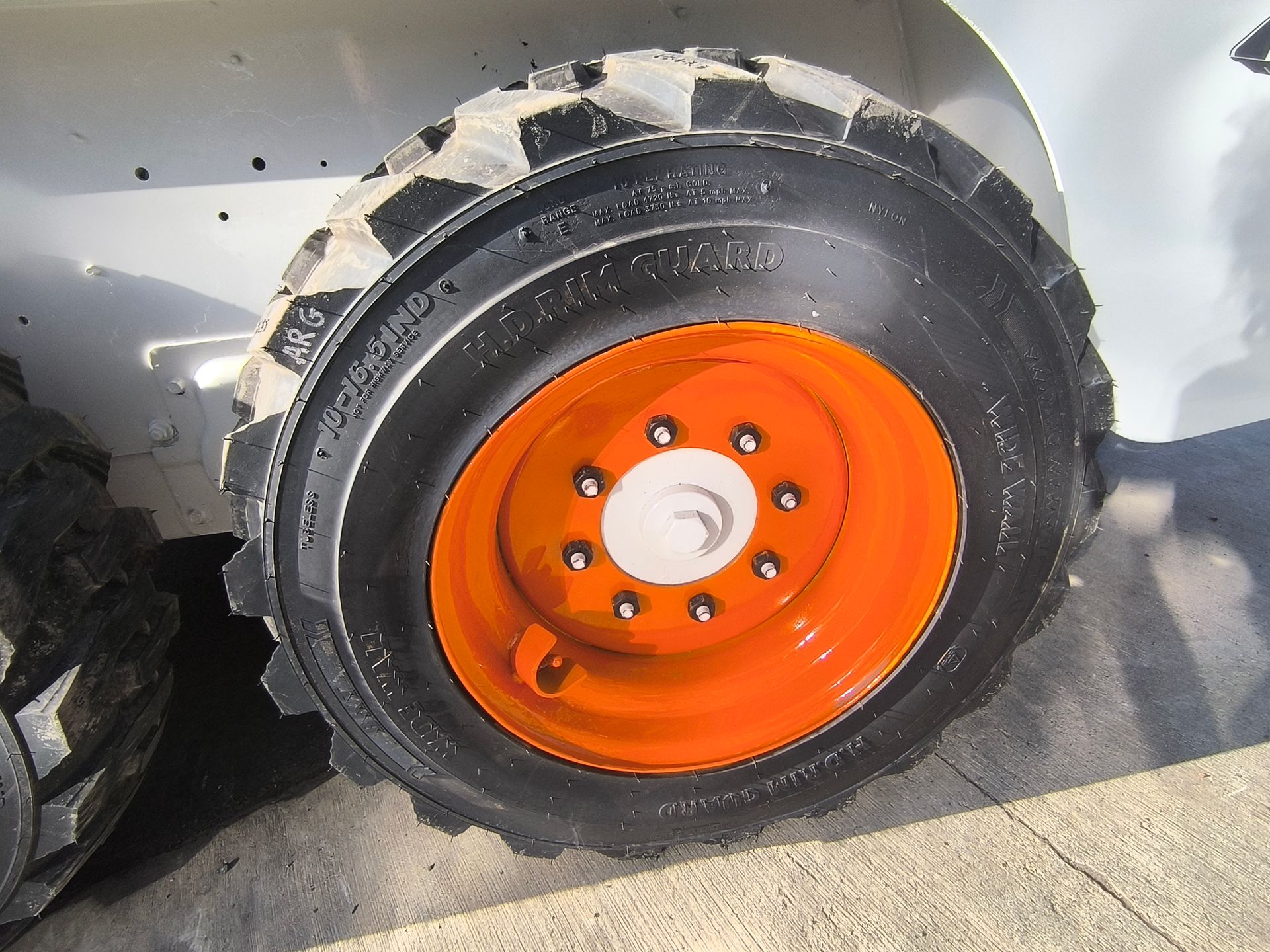 Chargeur Bobcat S130