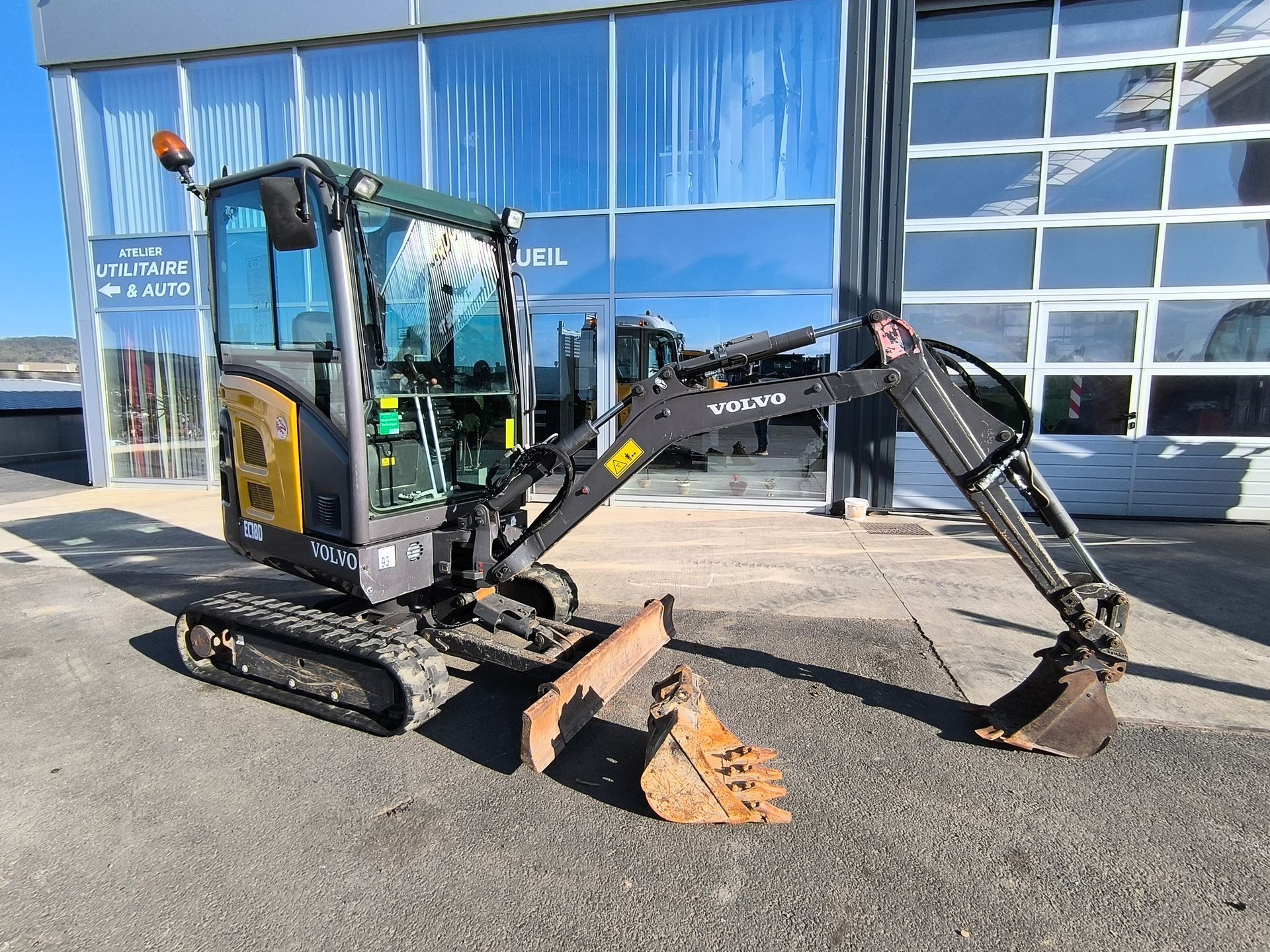 Pelle Volvo EC 18D