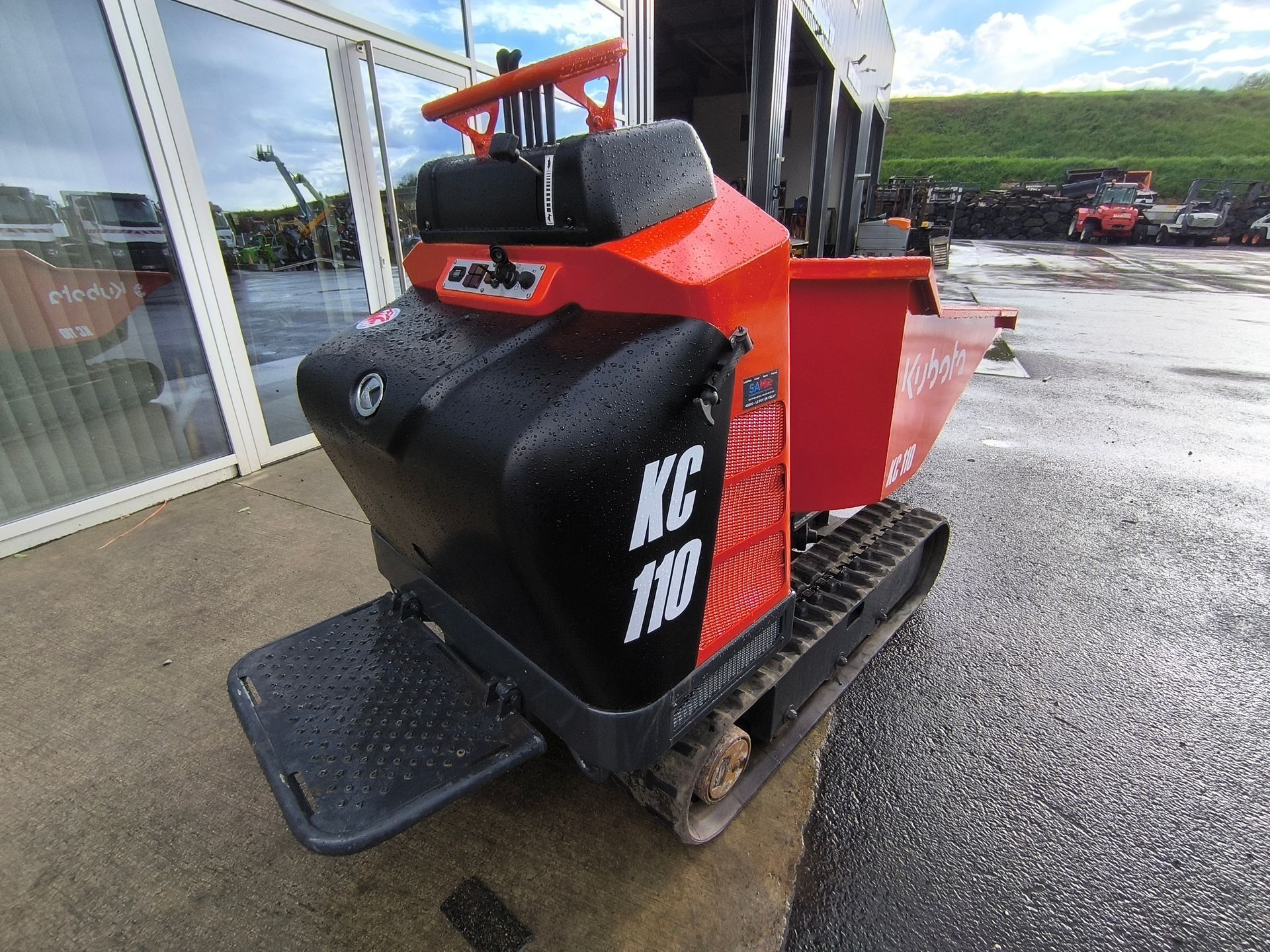BROUETTE A CHENILLE KUBOTA KC 110
