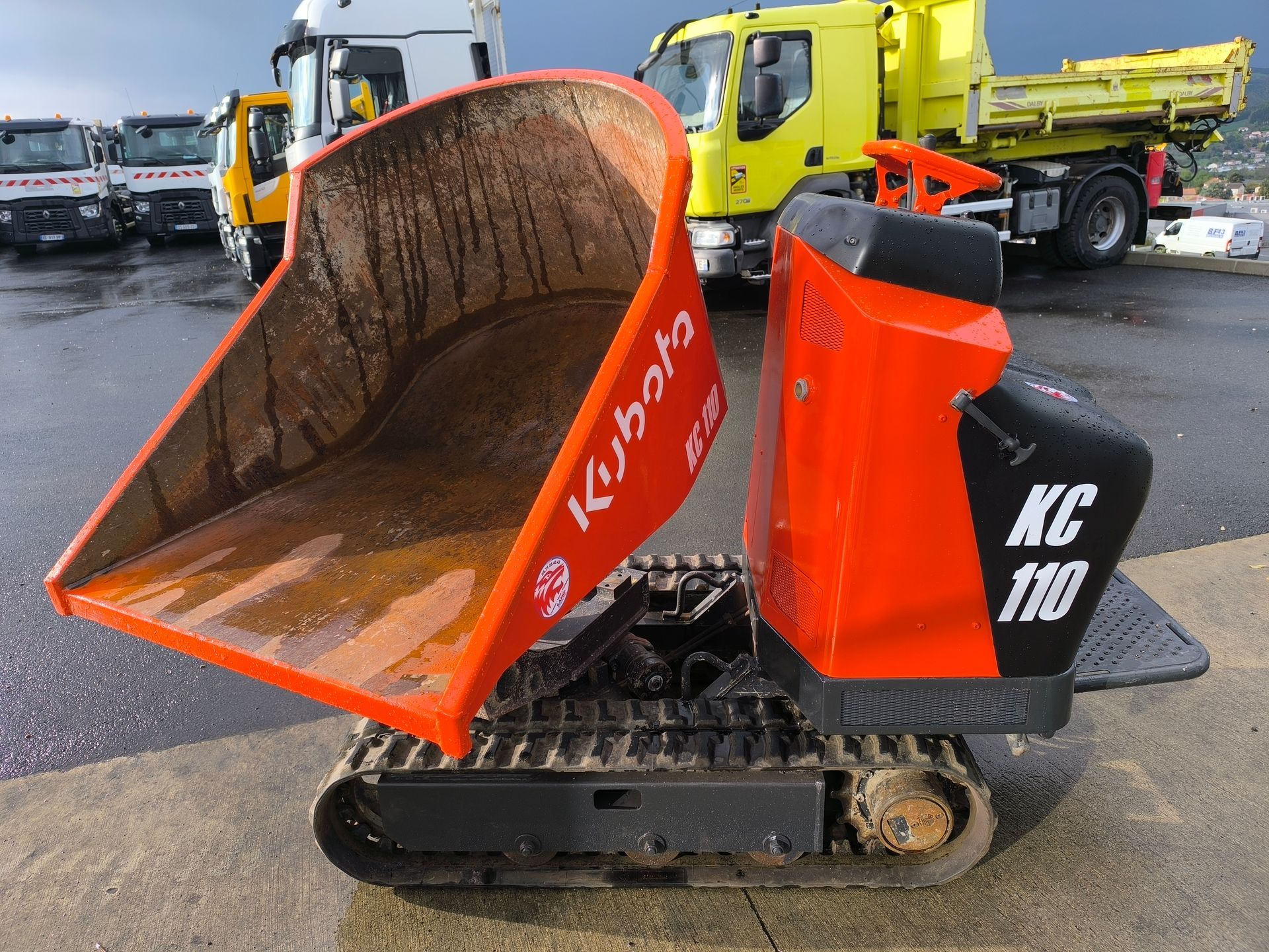 BROUETTE A CHENILLE KUBOTA KC 110