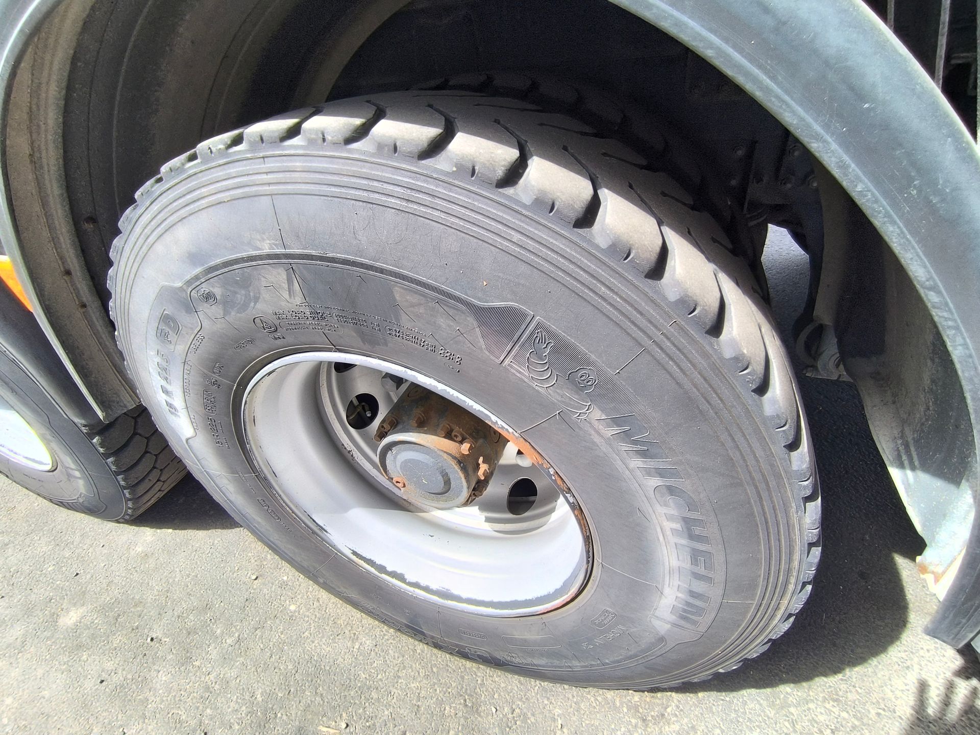 Renault C 520 grue Palfinger PK 34