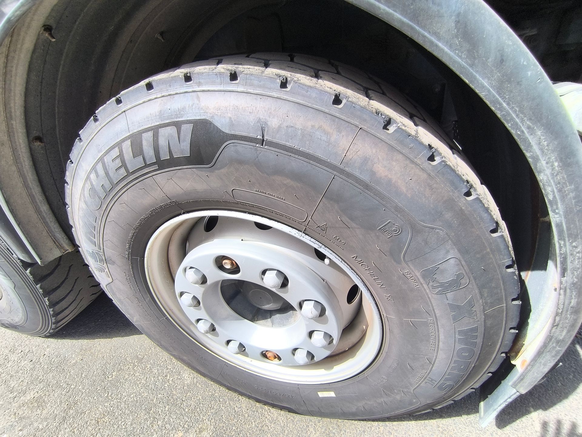 Renault C 520 grue Palfinger PK 34