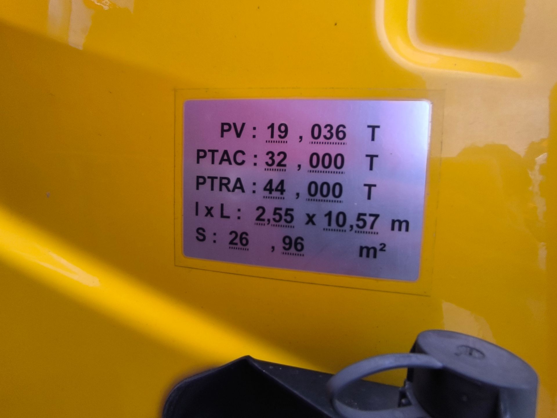 Renault C 520 grue Palfinger PK 34