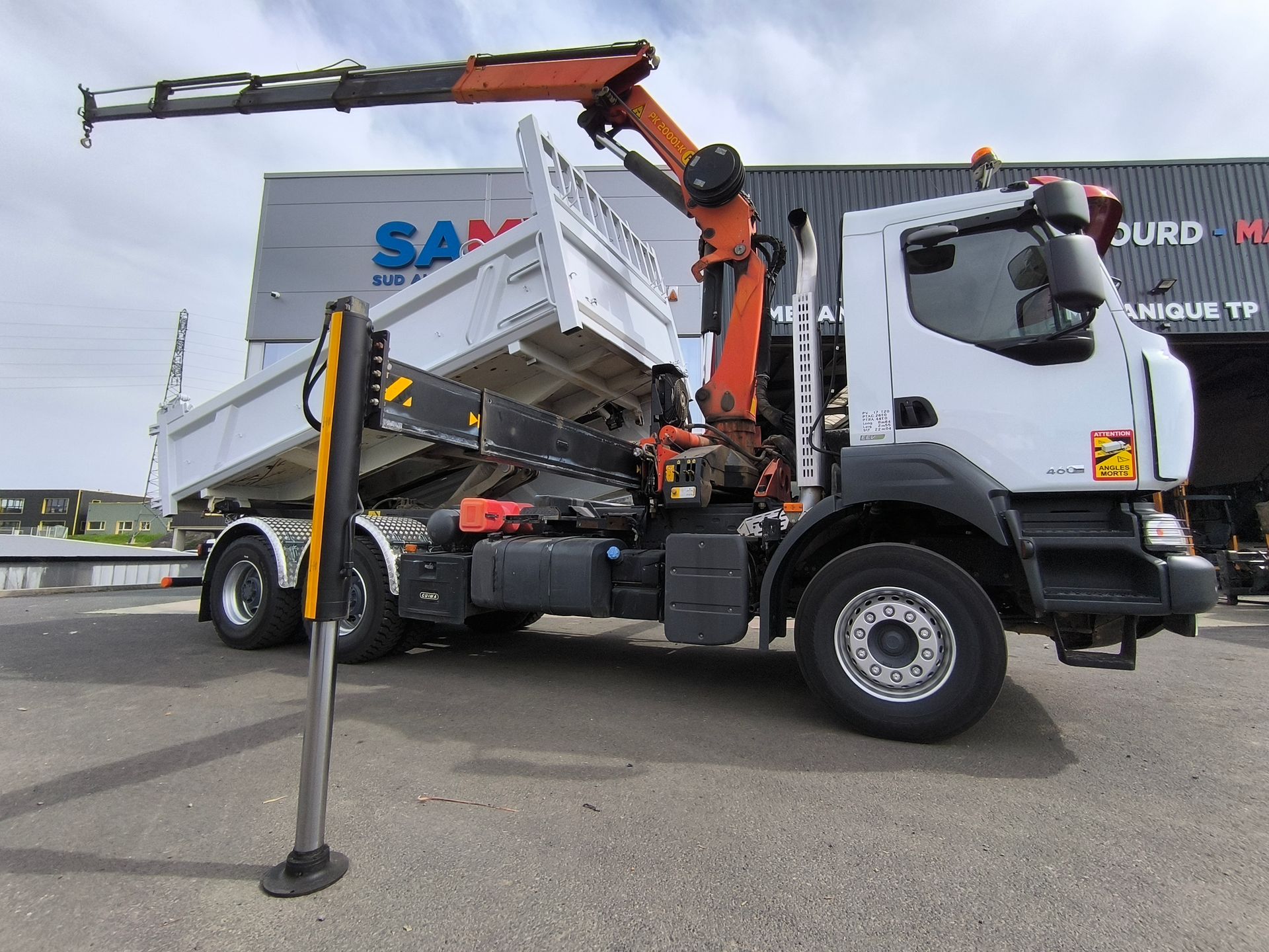 Renault Kerax 460 grue Palfinger PK 20