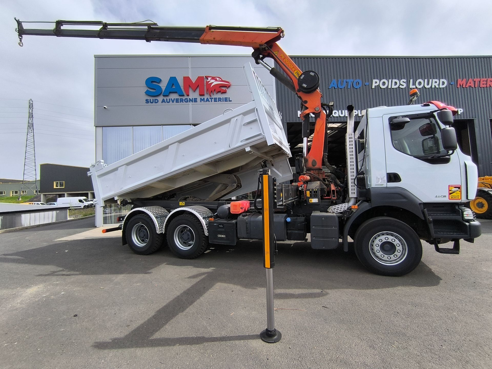 Renault Kerax 460 grue Palfinger PK 20