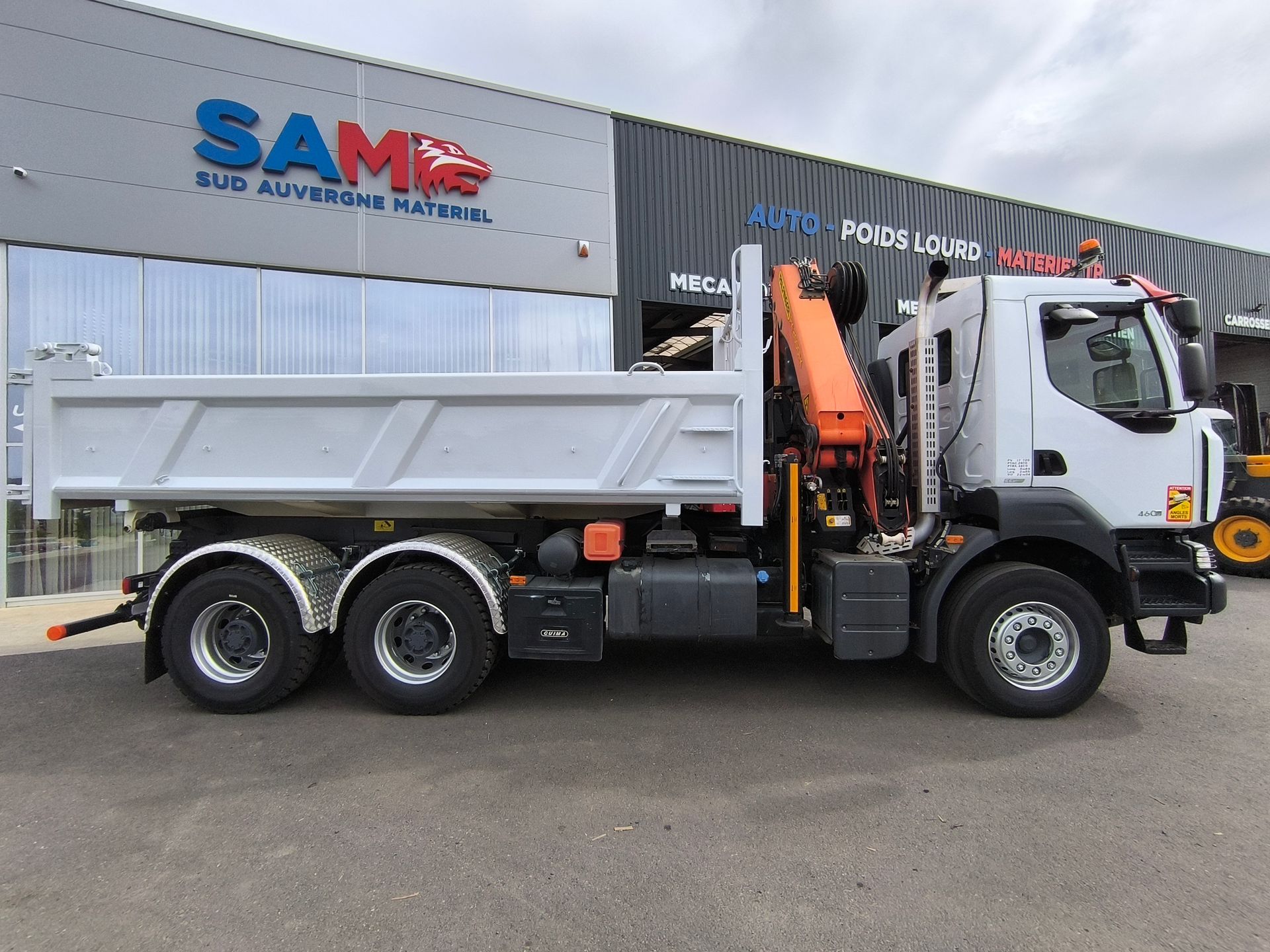 Renault Kerax 460 grue Palfinger PK 20