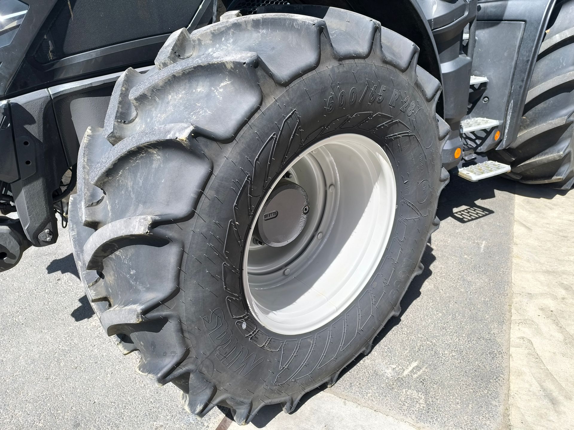 Valtra Q 285
