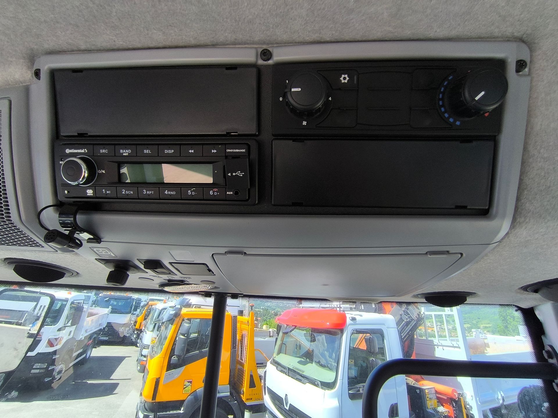 Valtra Q 285