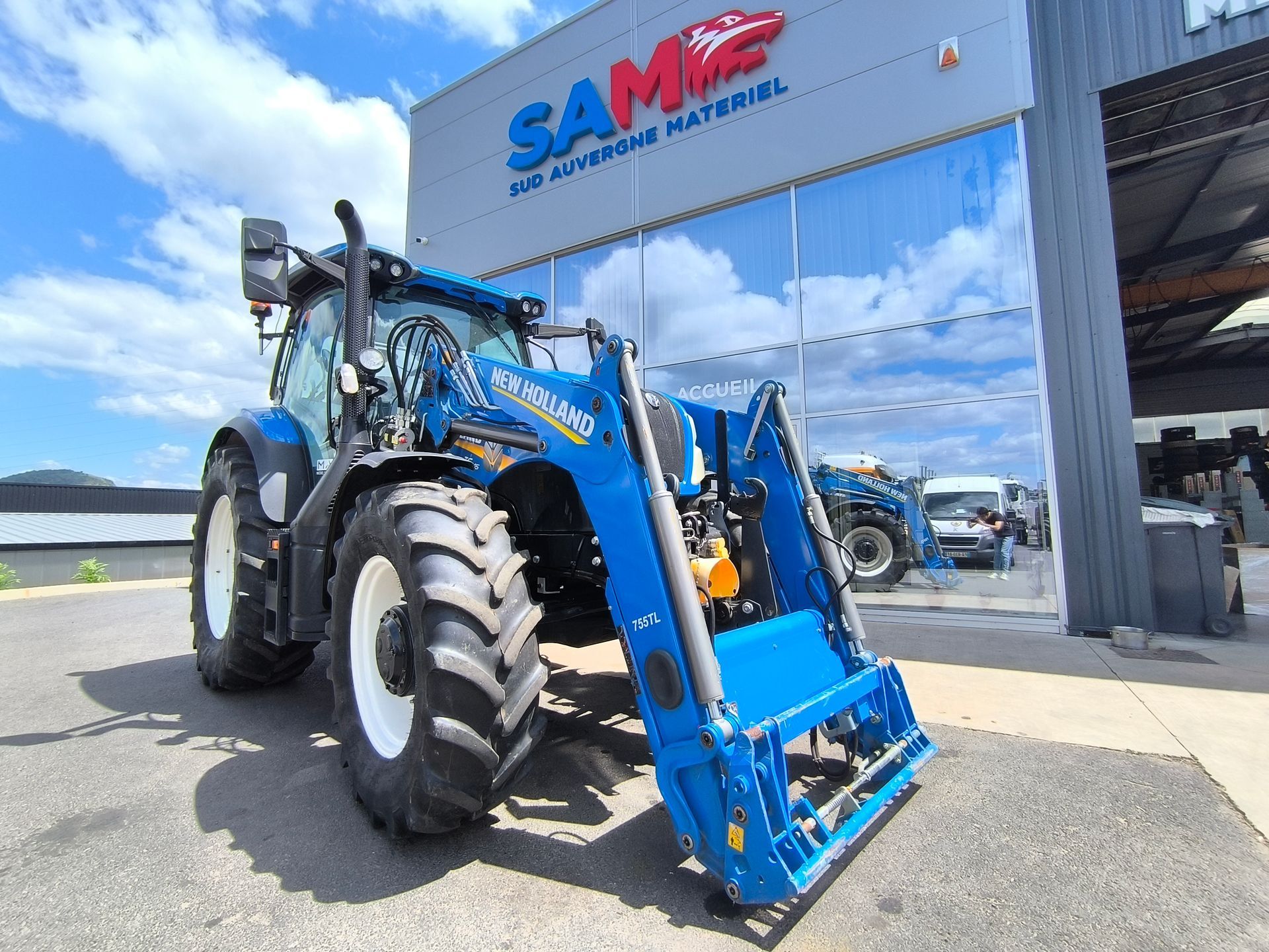 New Holland T6.145 + Chargeur