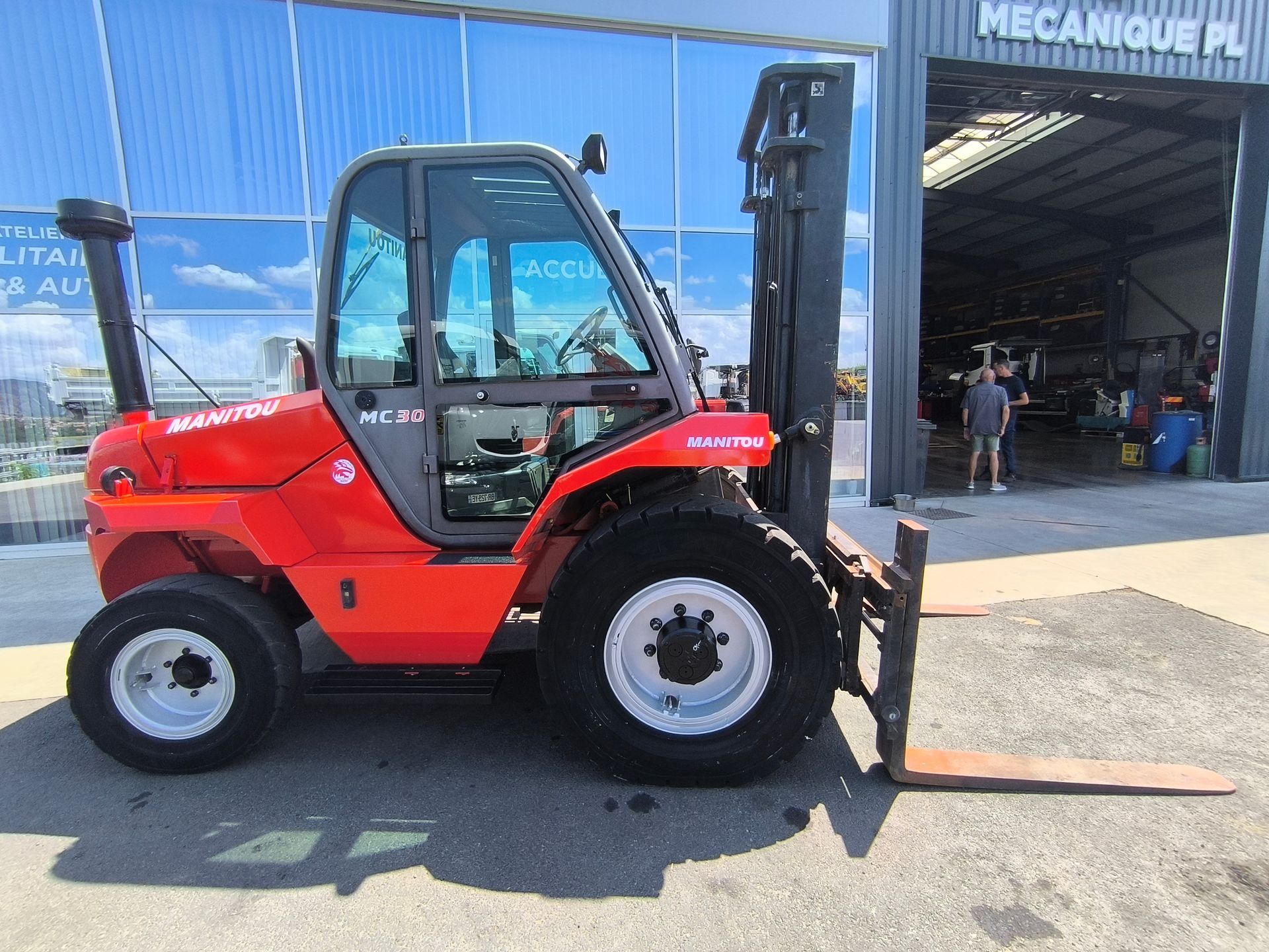 Manitou MC30-2
